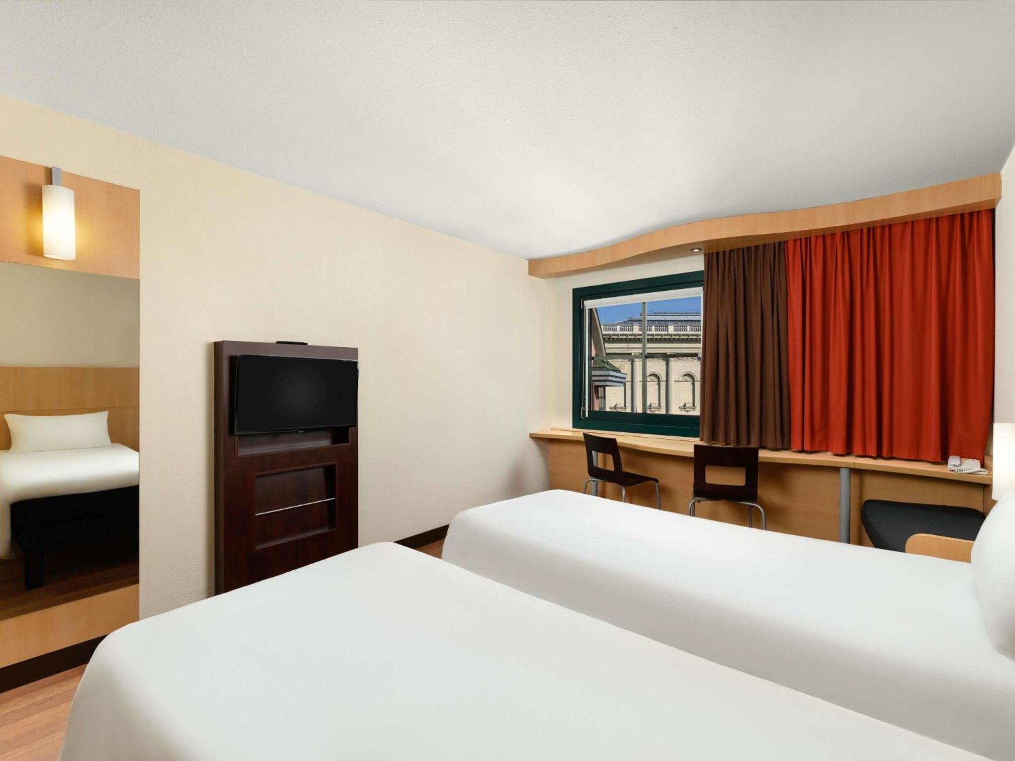 Classic Twin Room
