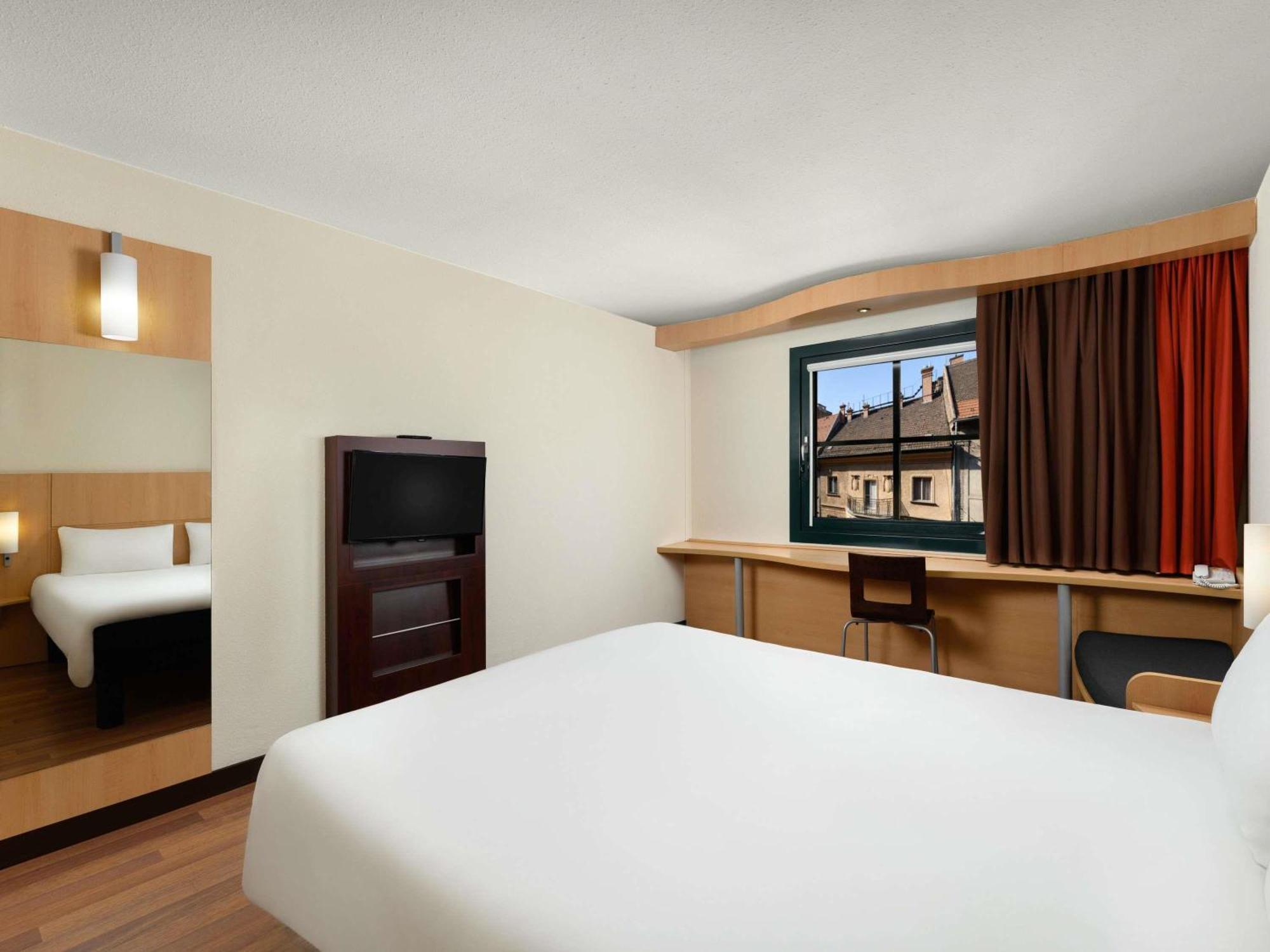 Classic Double Room