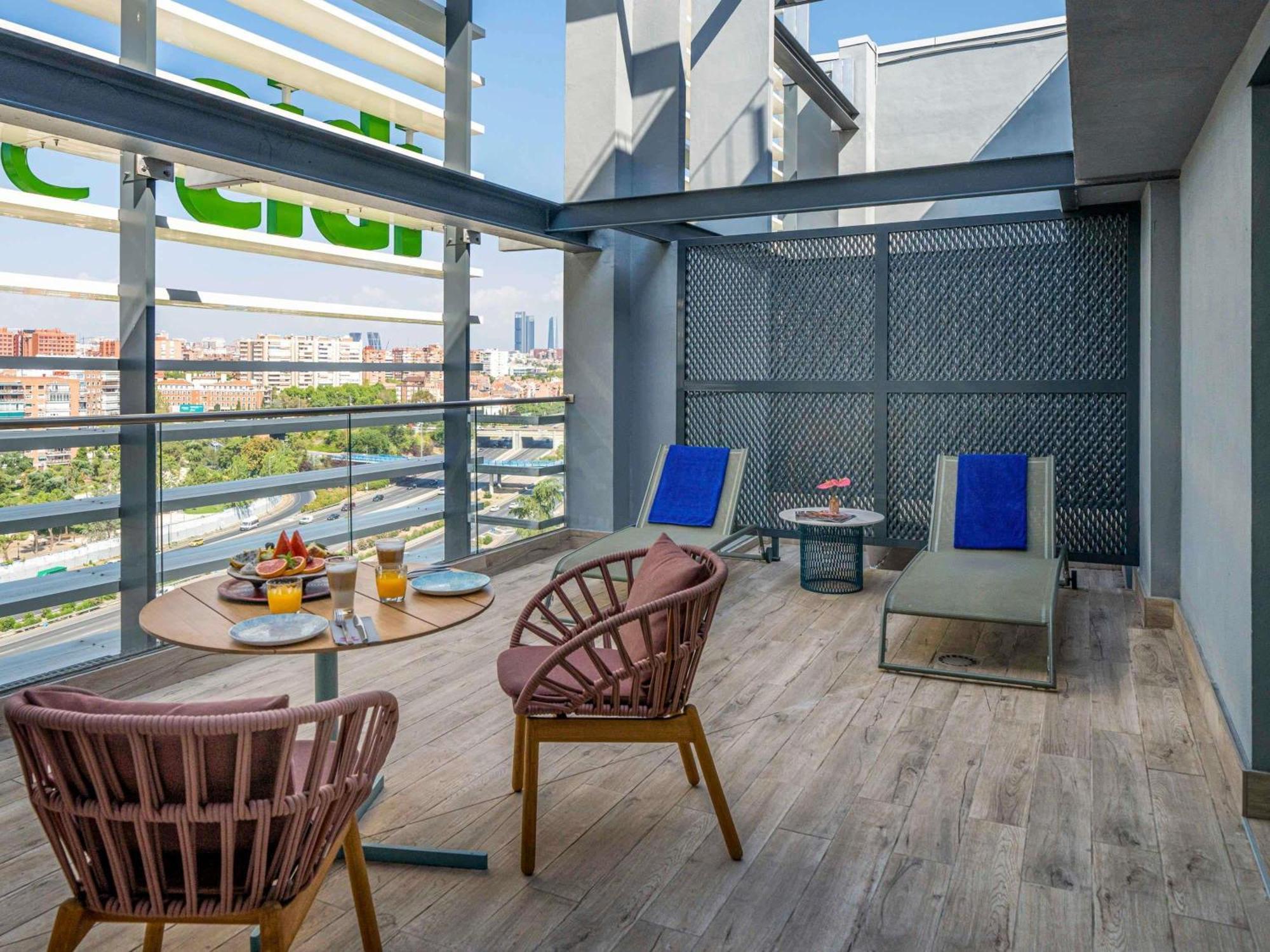 Deluxe Tweepersoonskamer met Terras
