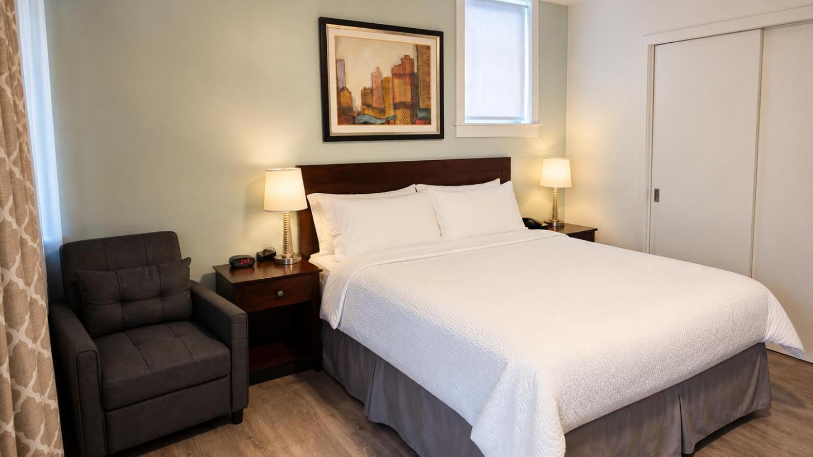 Superior King Room