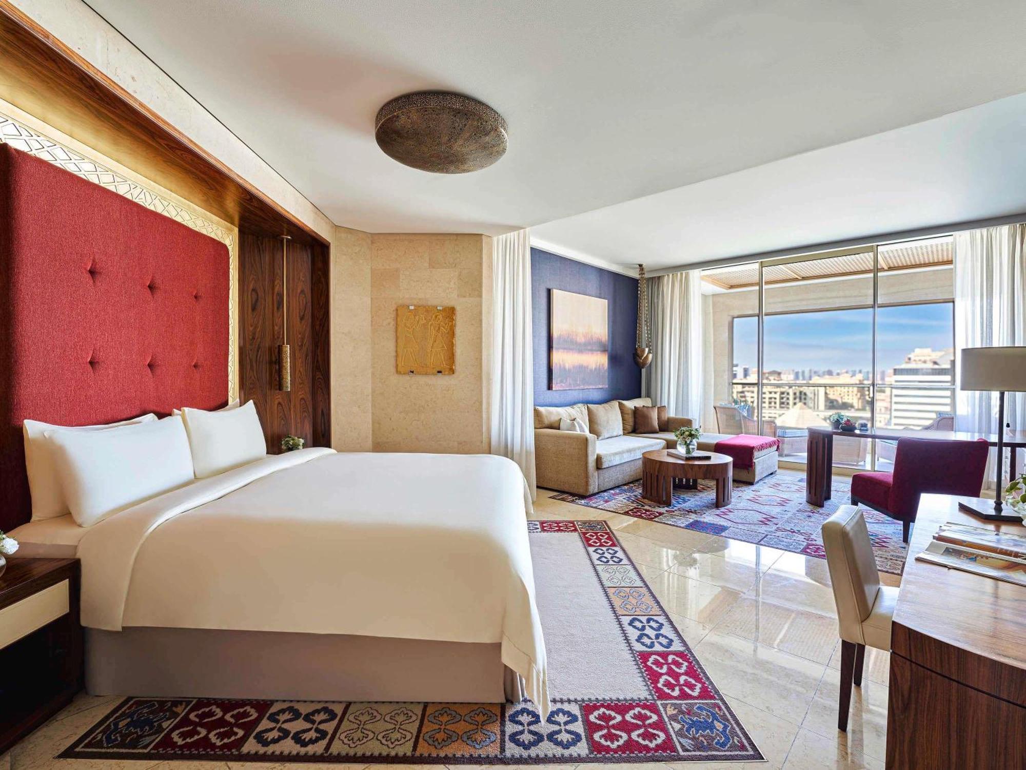 Raffles Club Room Terrace & Club Lounge Access including Daily Evening Drinks & Canapes