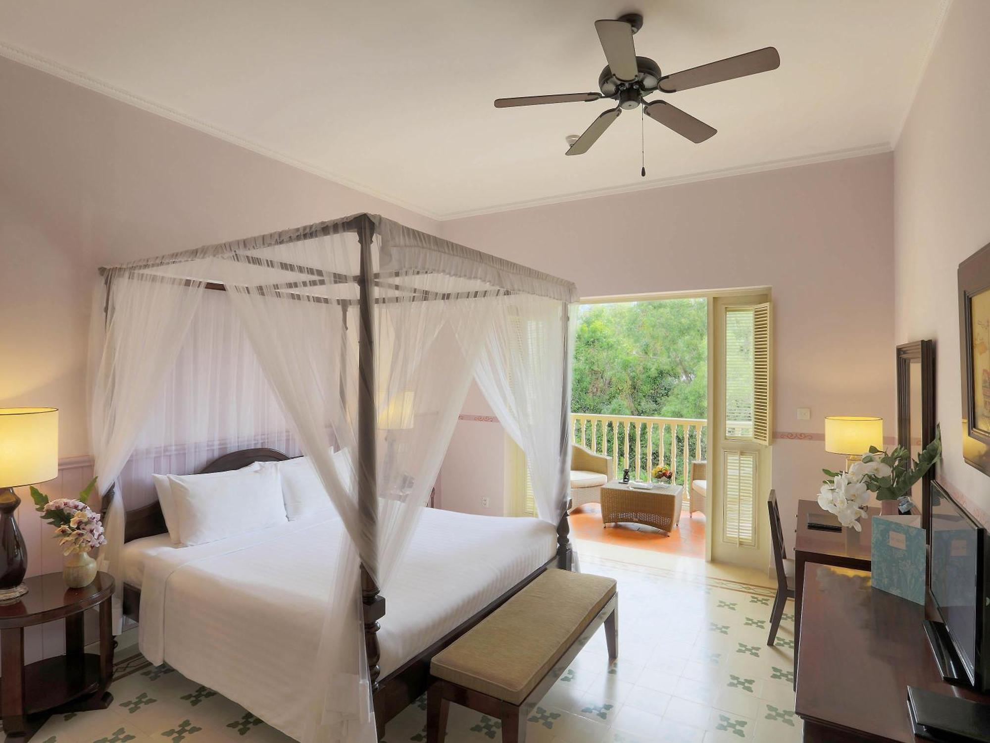 Premier Deluxe Double or Twin Room Garden View
