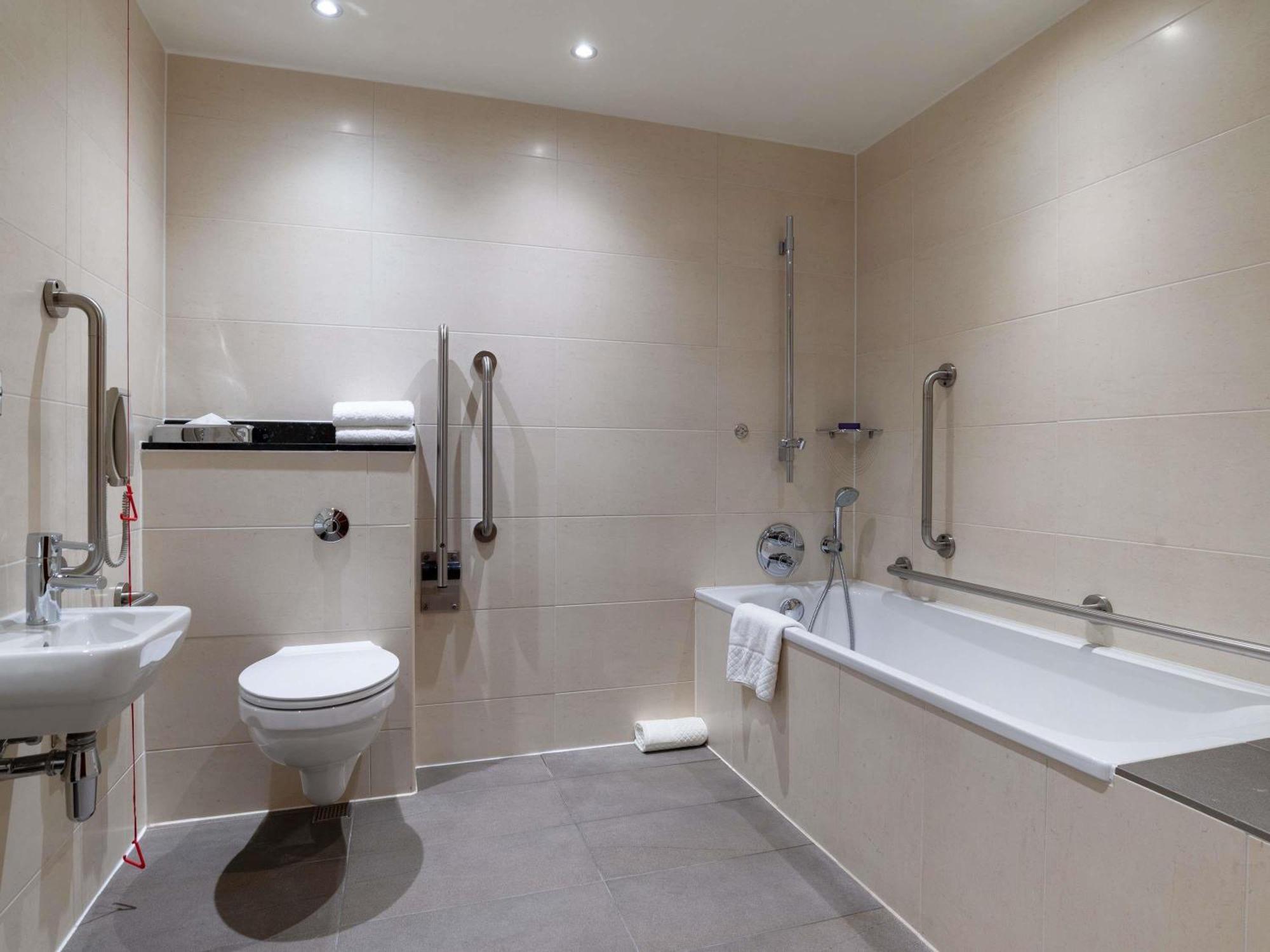 Superior King Room Disability Access