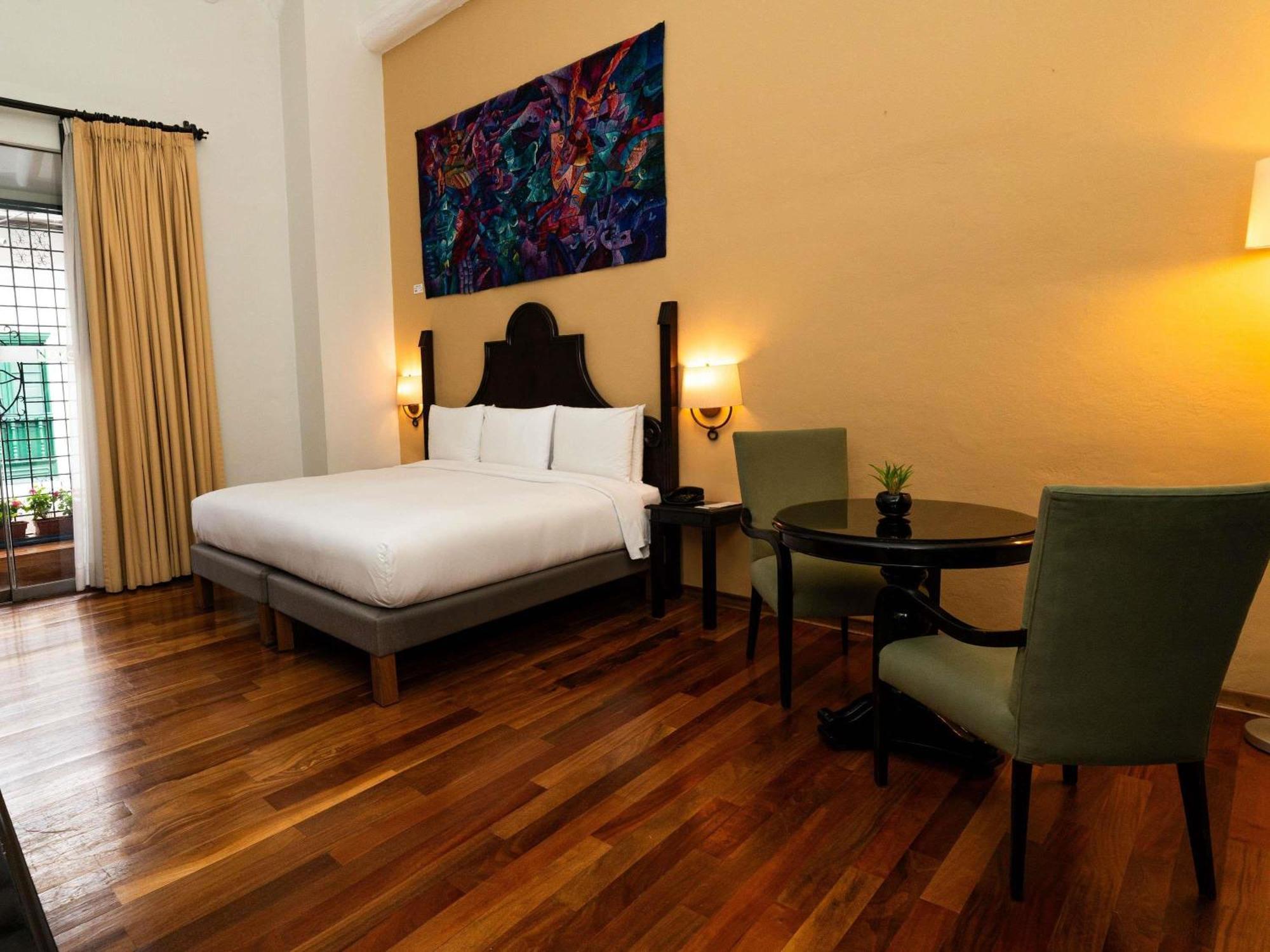 Colonial Double Room