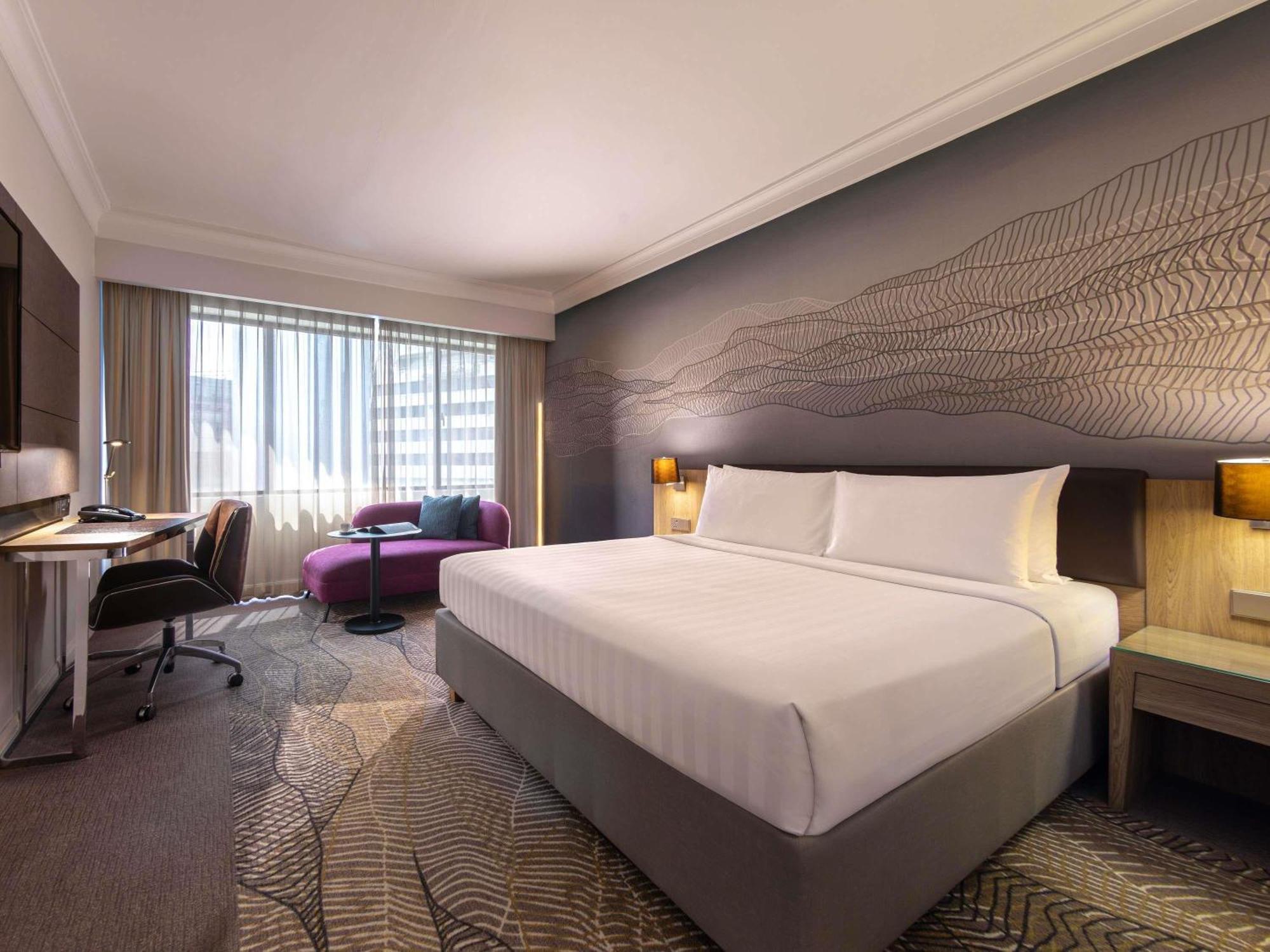 Deluxe King Room