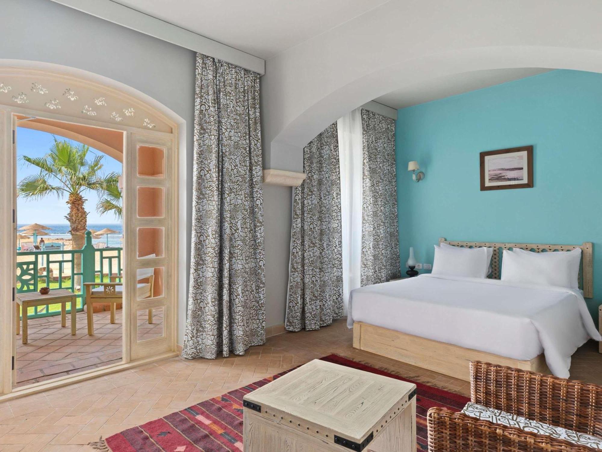 Garden View Room Queen Bed