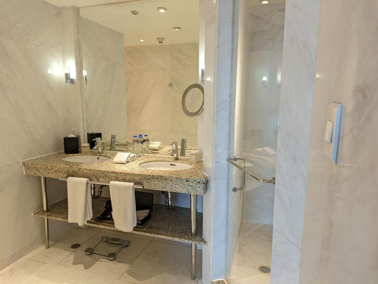 Premier Suite