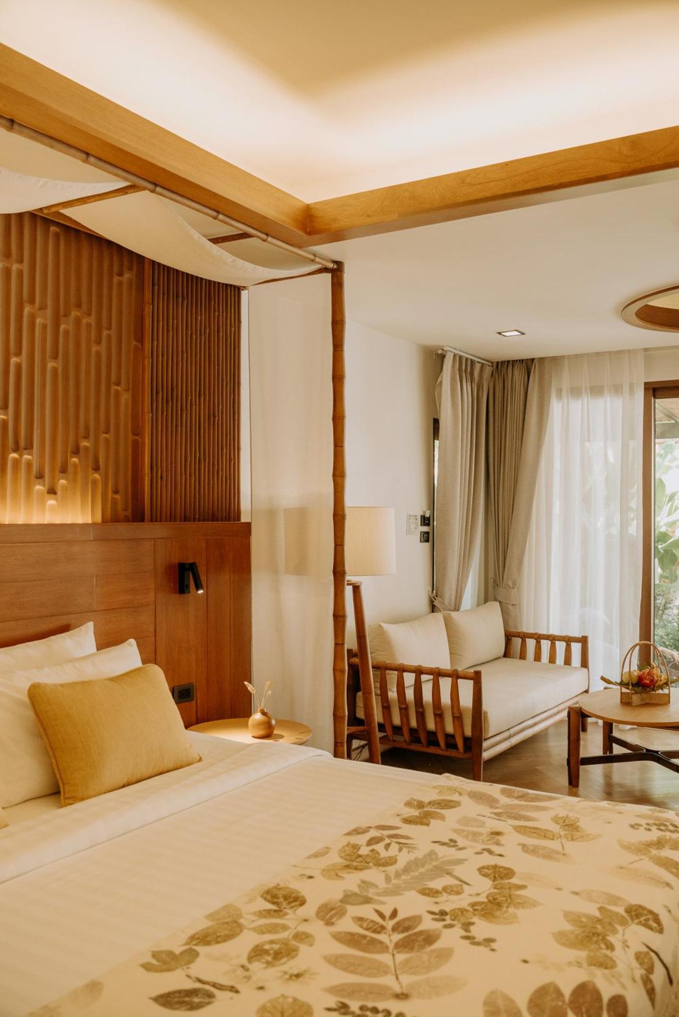 One-Bedroom Tropical Villa Spa Bath
