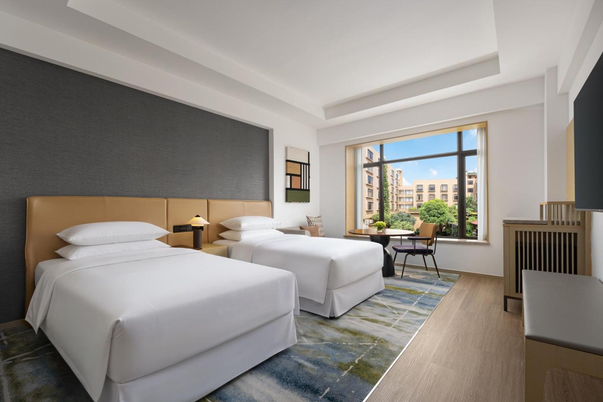 Classic Twin Room
