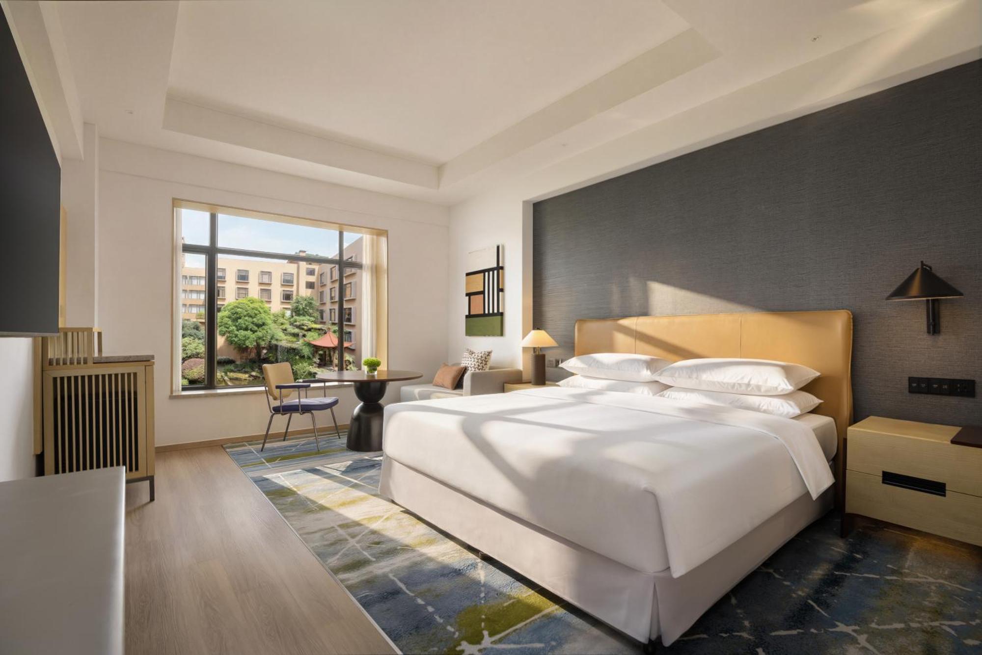 Elegant King Room