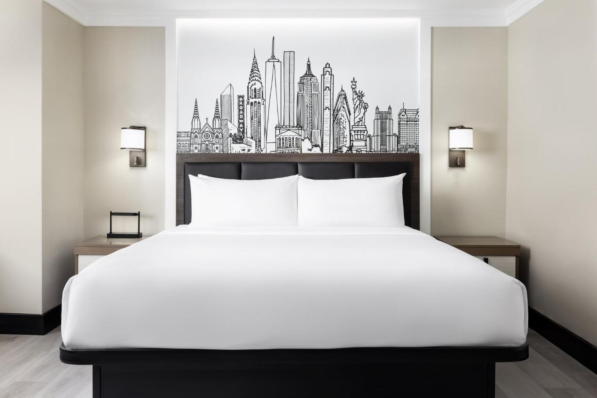 Standard Queen Room
