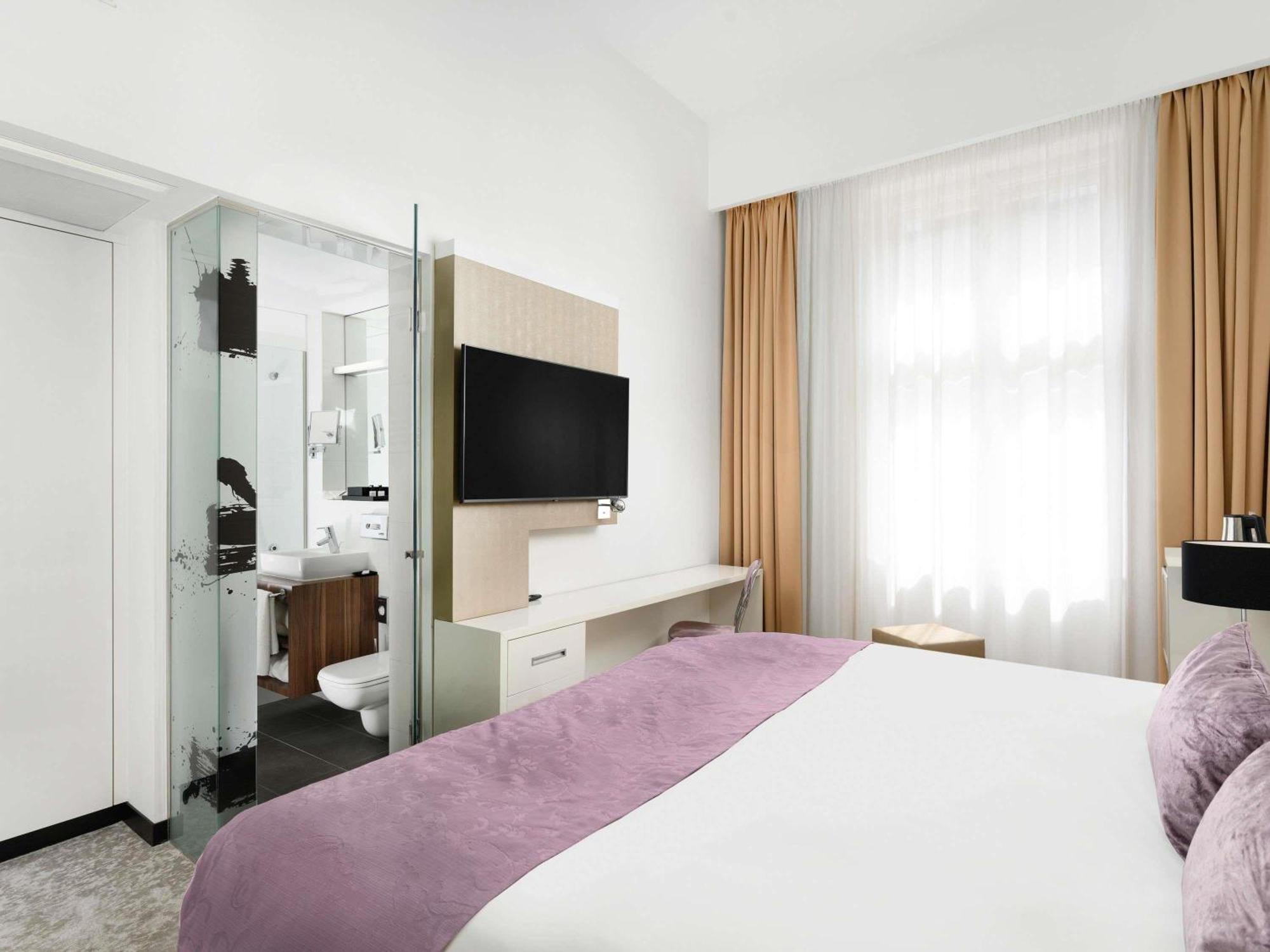 Classic Room One Double Bed