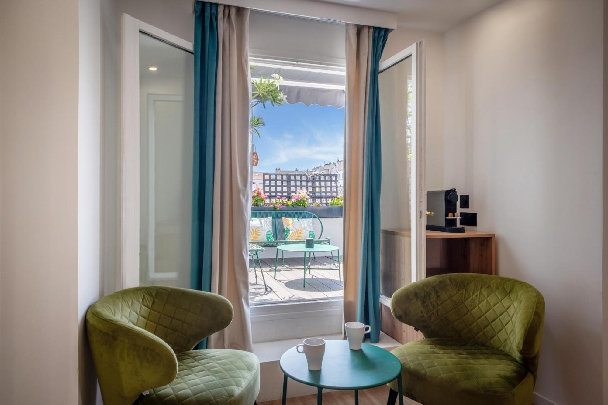 Deluxe Double Room Balcony