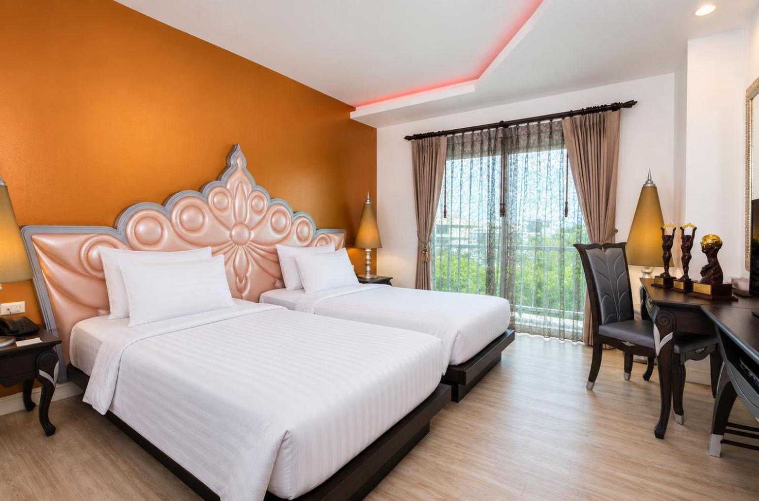Superior Twin Room
