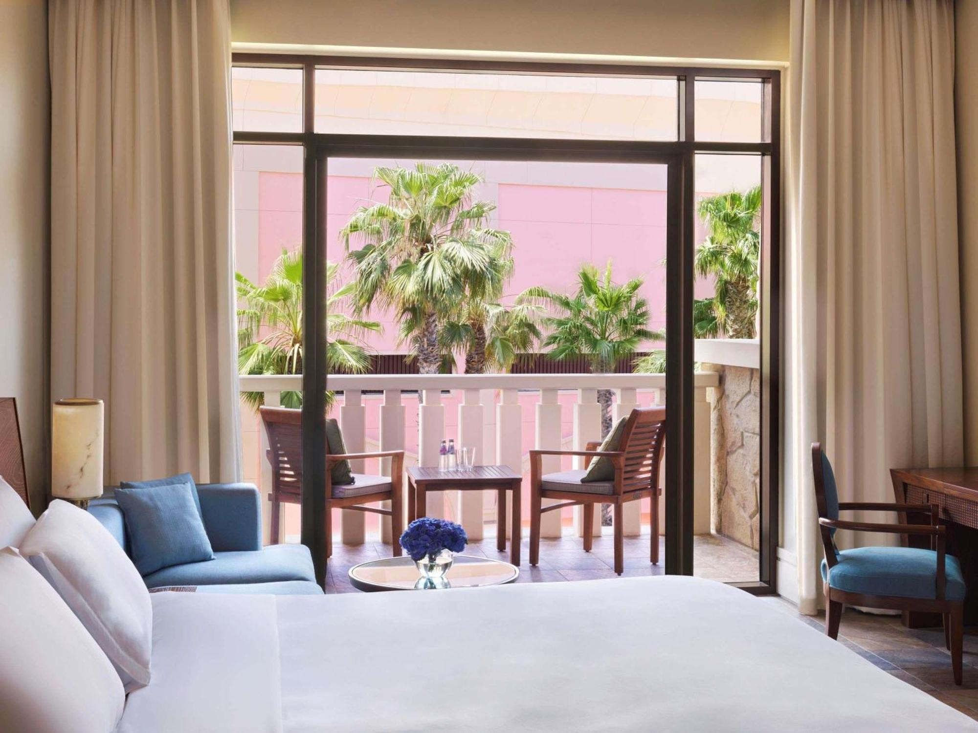 Classic Room Courtyard View