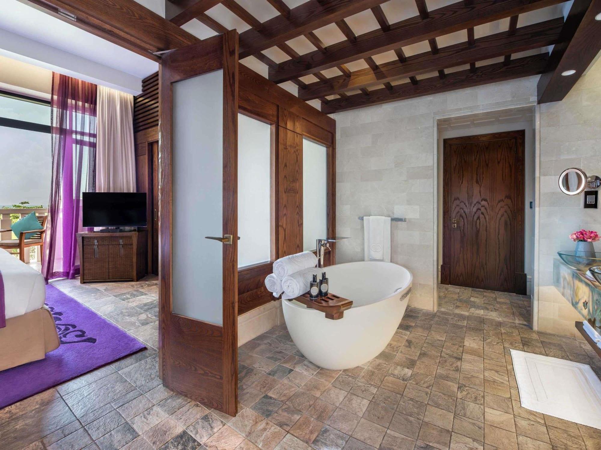 Junior King Suite Sofa Bed Private Balcony Club Access
