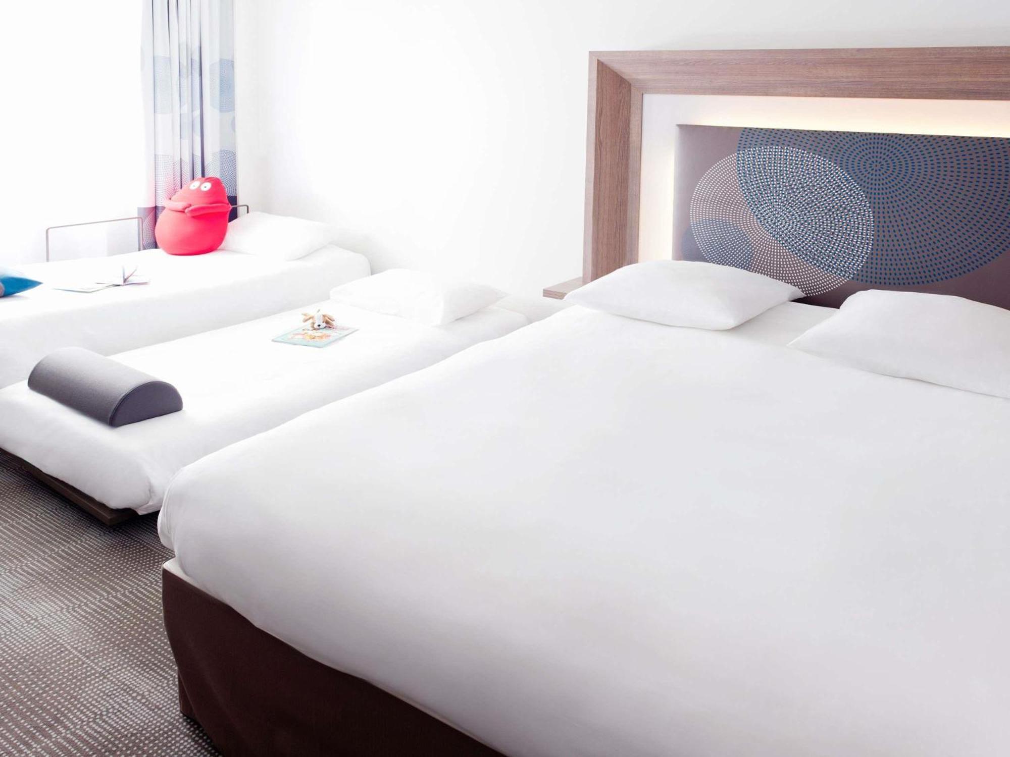 Superior Double Room Sofa