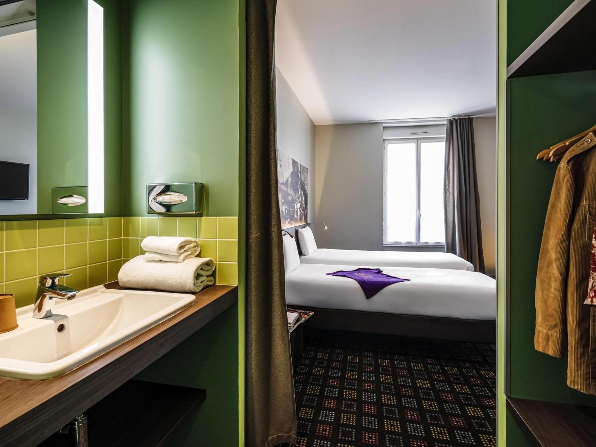 Twin Room "Pop"