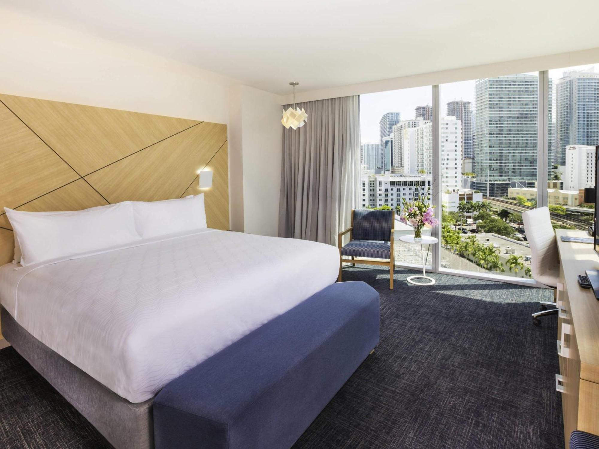 Superior King Room City Park View Hearing Accessible