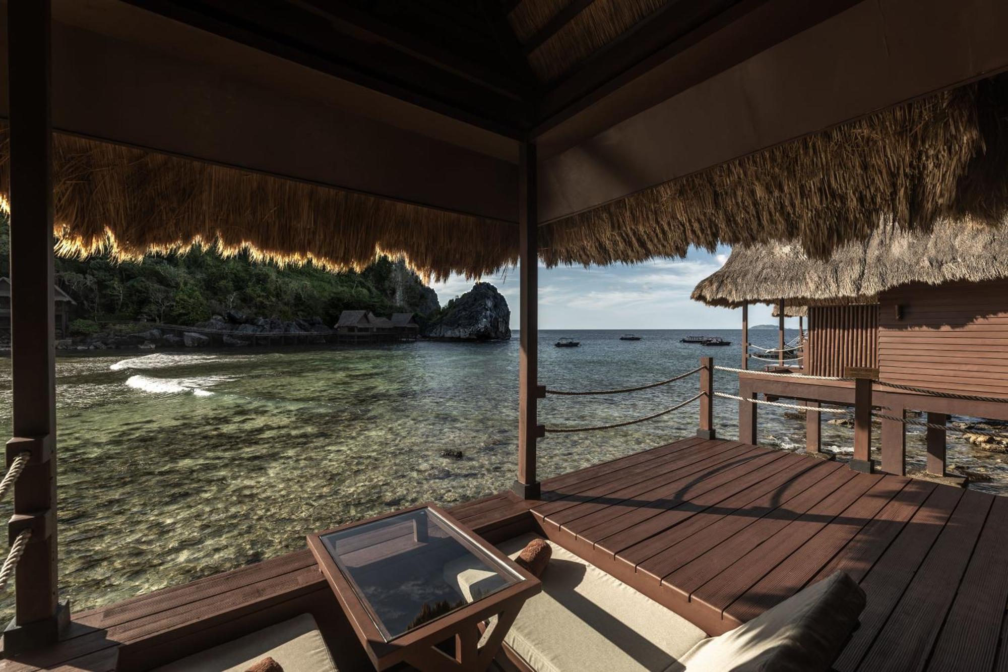 Water Villa Roundtrip Lio Airport Transfers