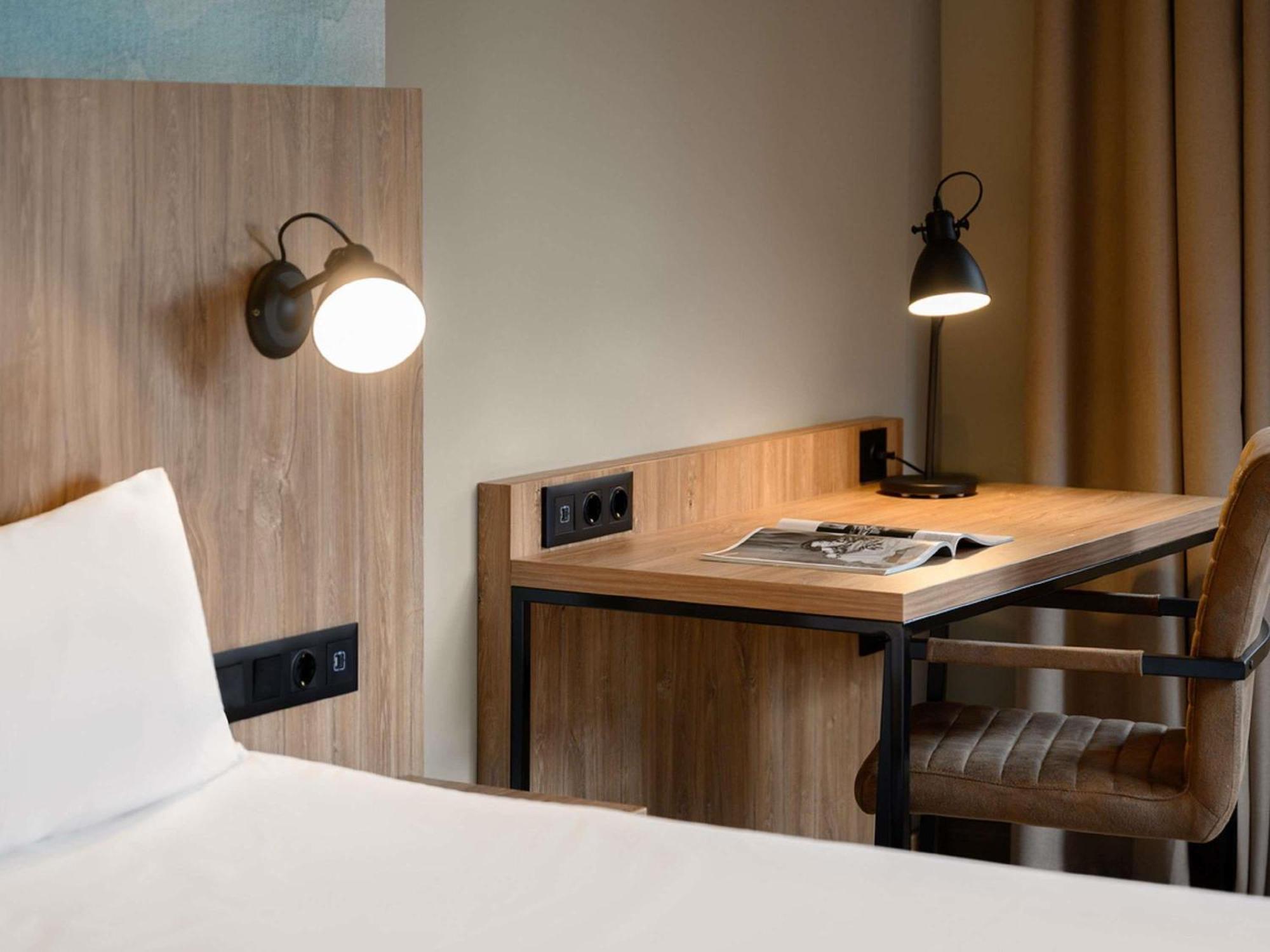 Standard Room 2 Single Beds