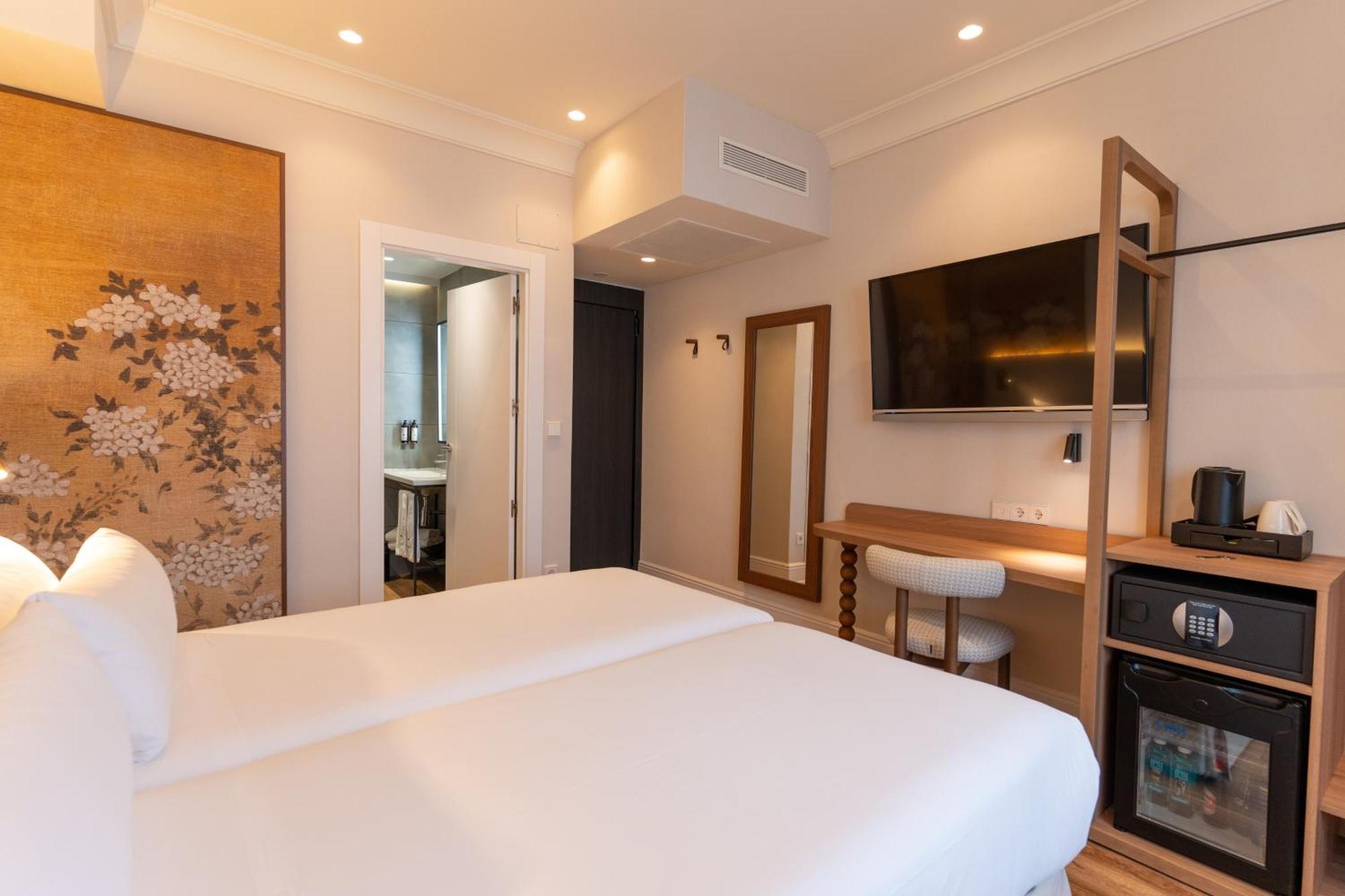 Chambre Double ou Lits Jumeaux (1-2 Adultes)