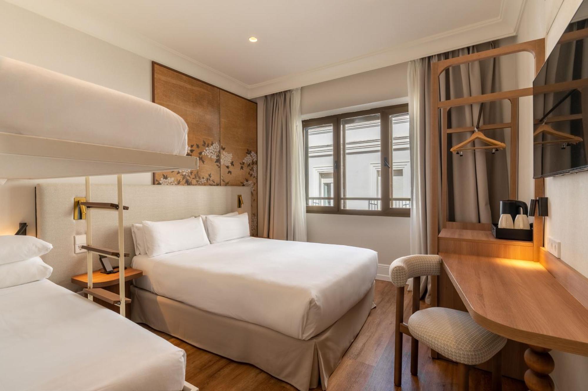 Chambre Quadruple (4 Adultes)