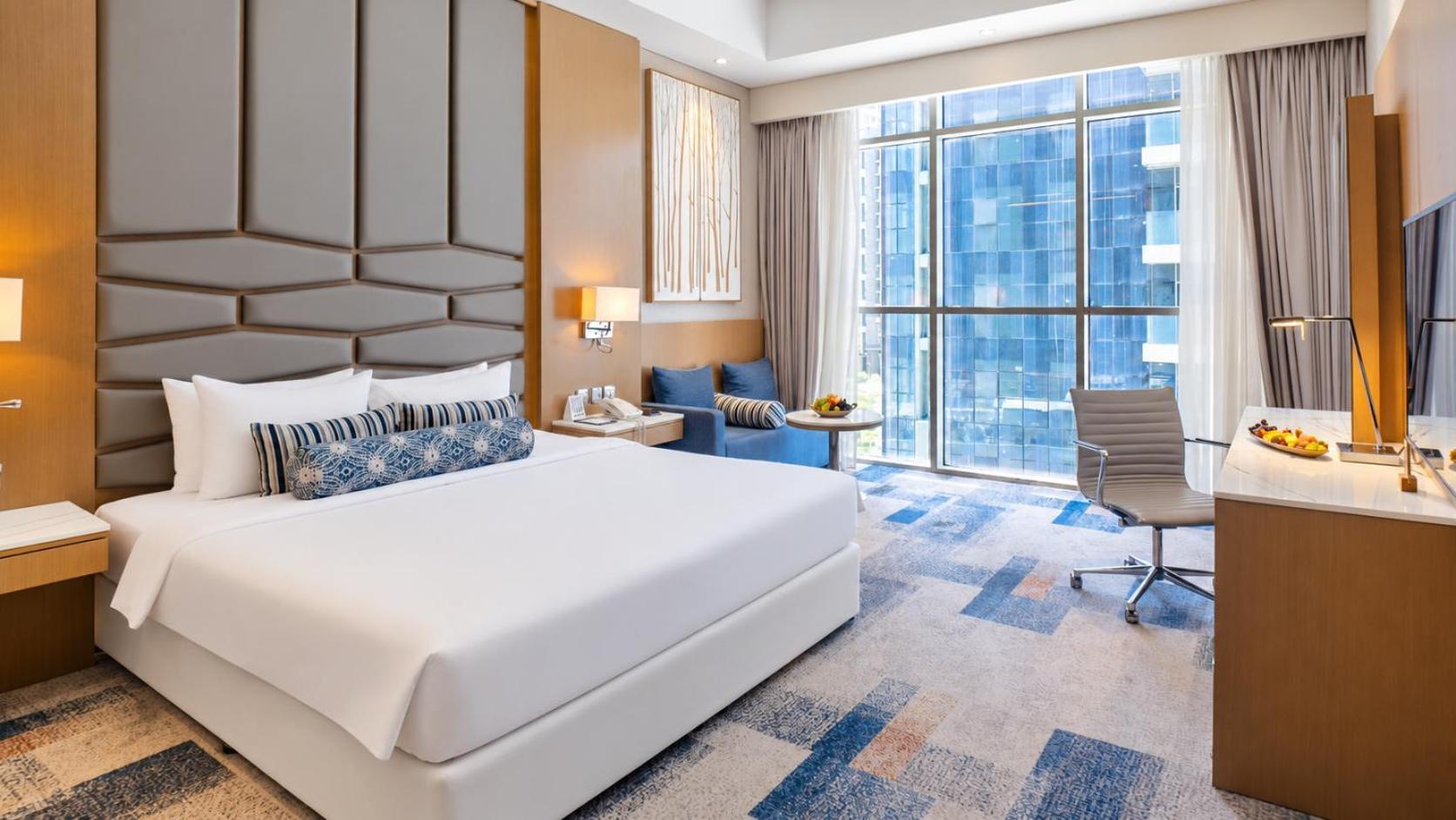 Superior Room City View access to Hotel's private beach at Palm Jumeirah