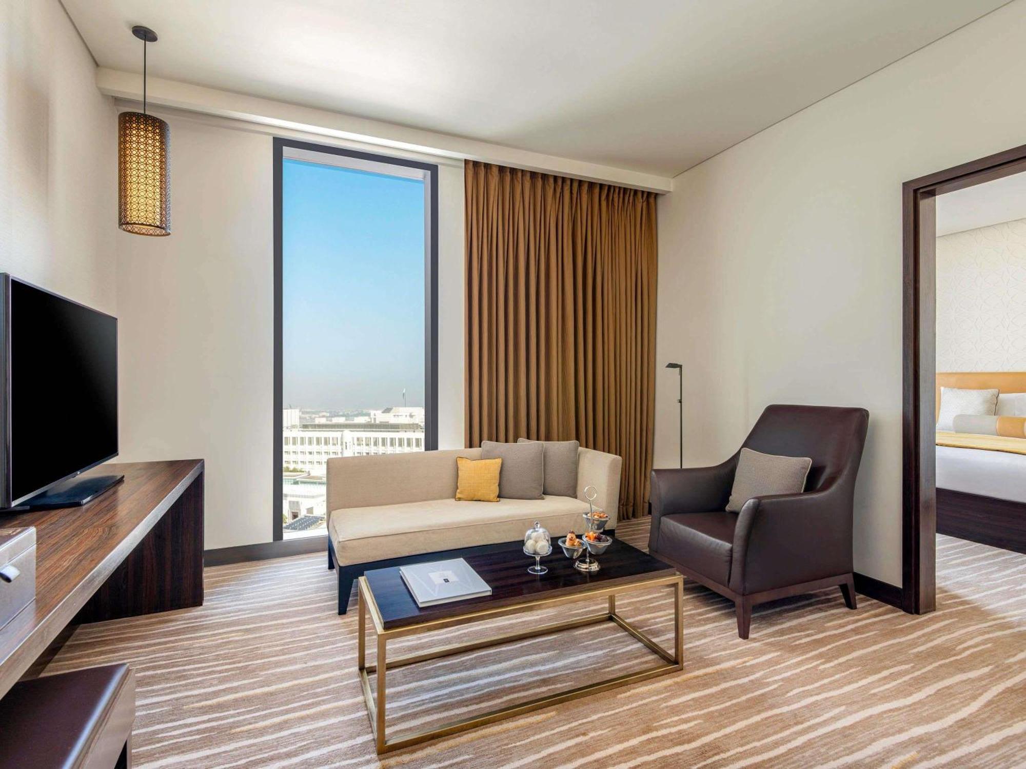 One-Bedroom Deluxe King Suite