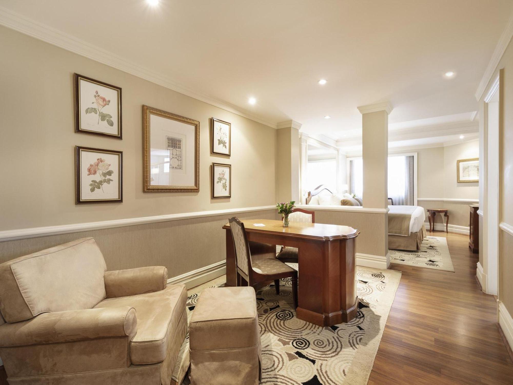 Executive King Room
