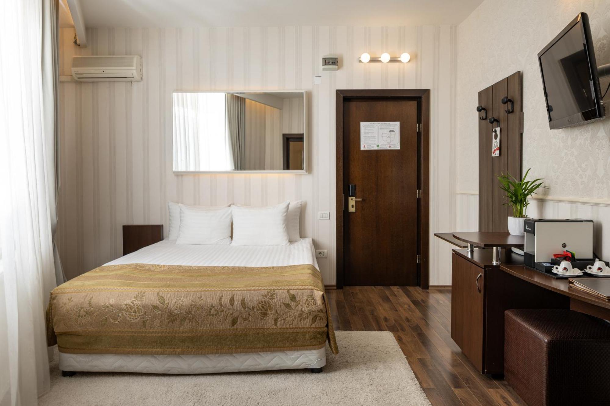 Economy Double Room