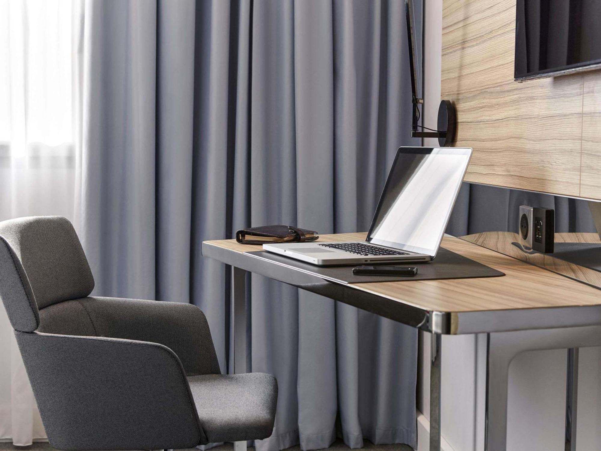Executive King Room