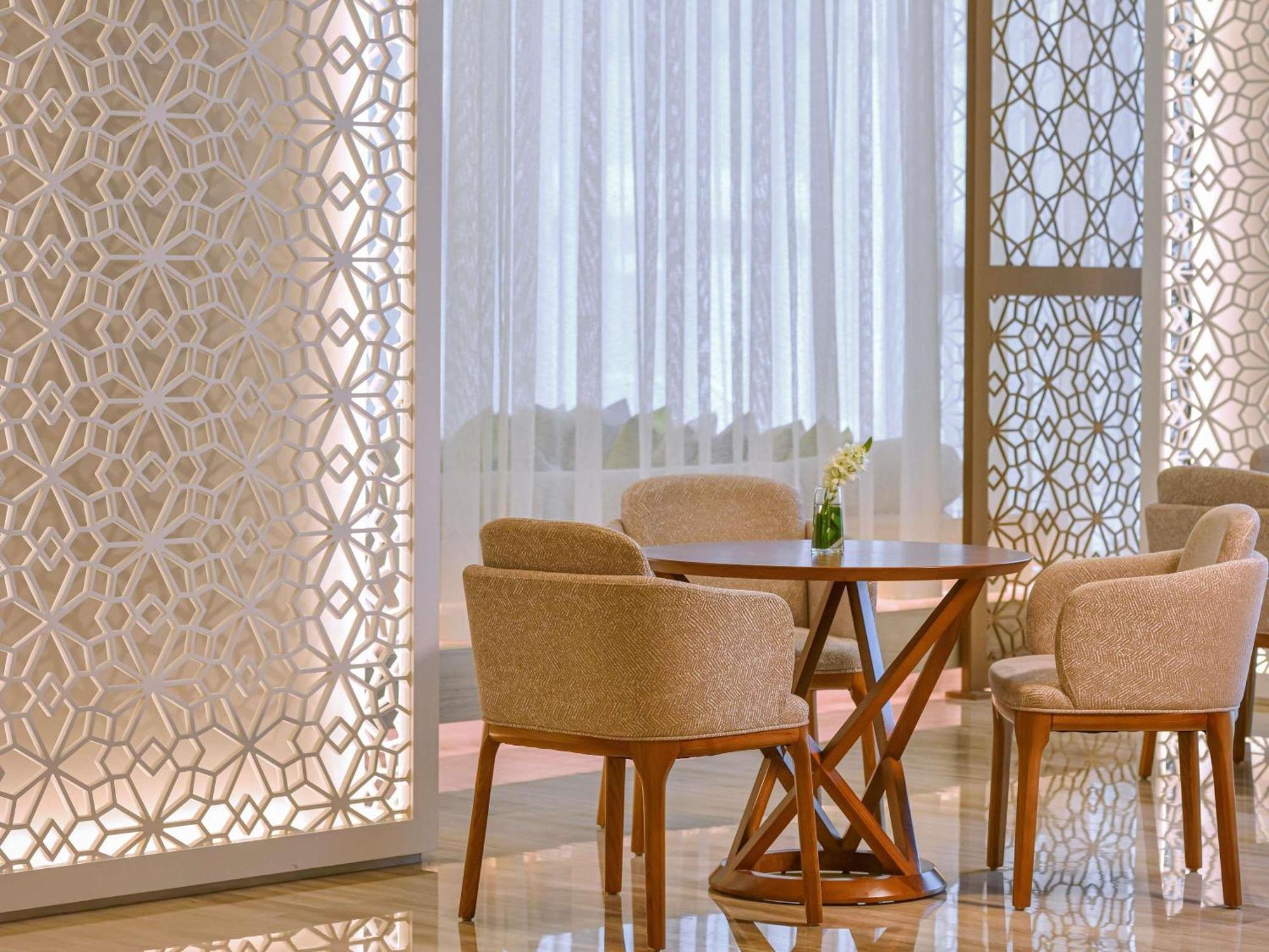 Dubai Suite