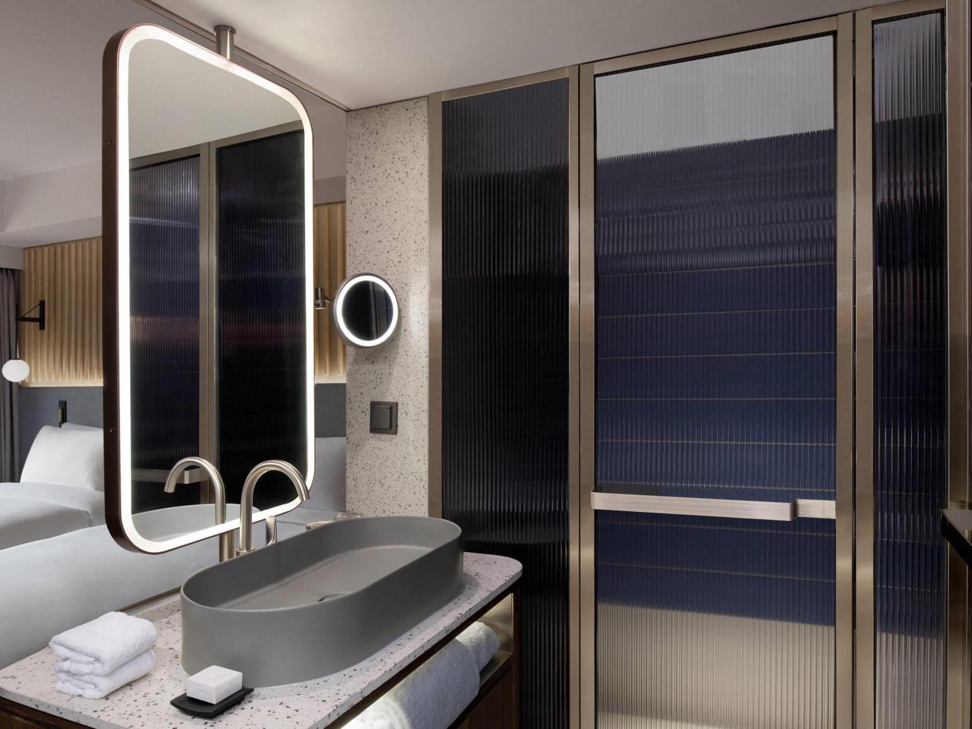 Signature Twin Room
