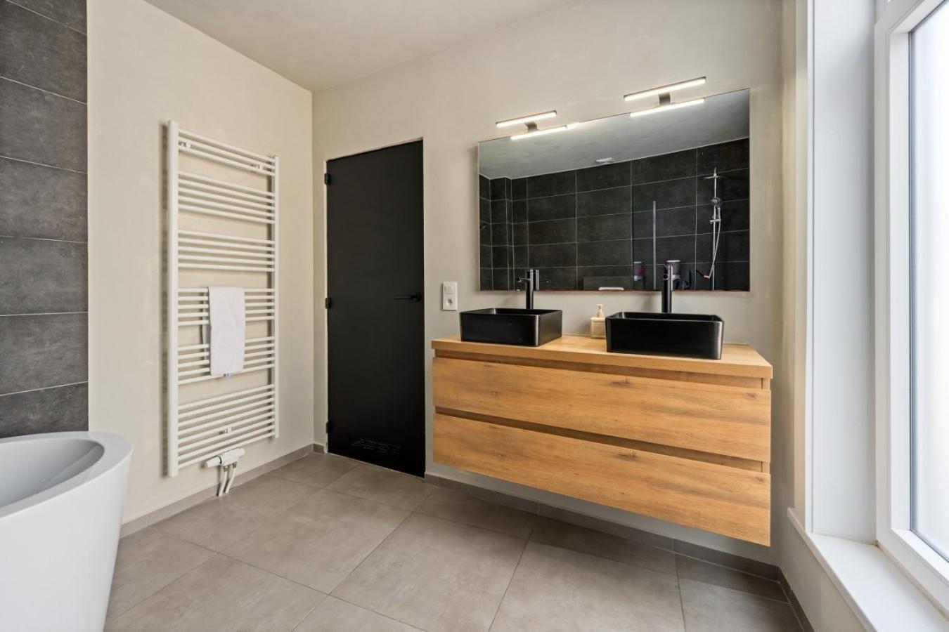 Deluxe Double Studio