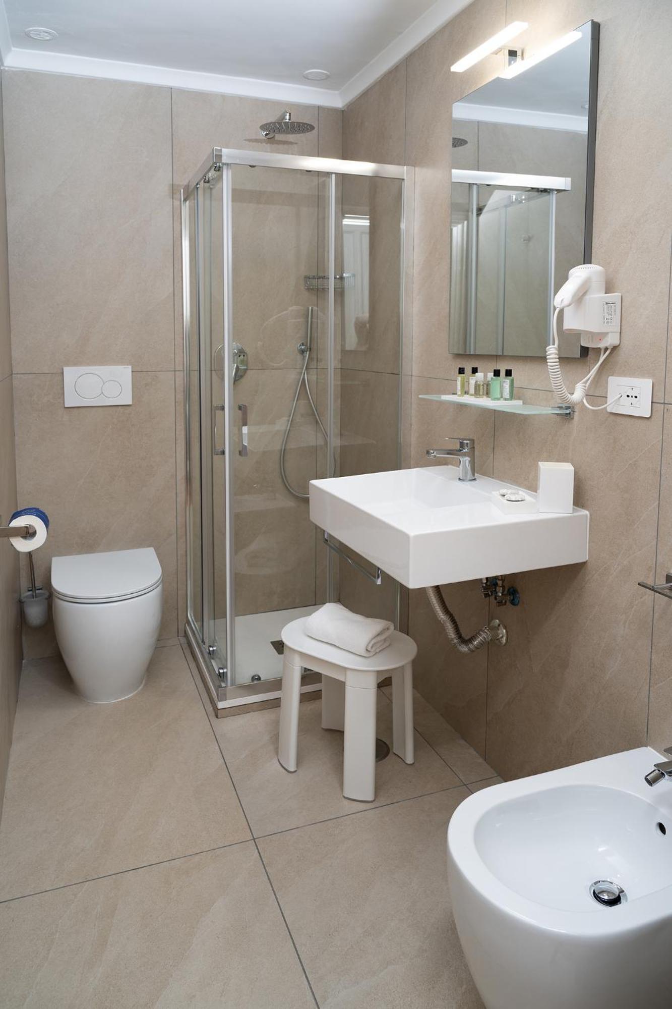 Superior Doppelzimmer mit seitlichem Meerblick