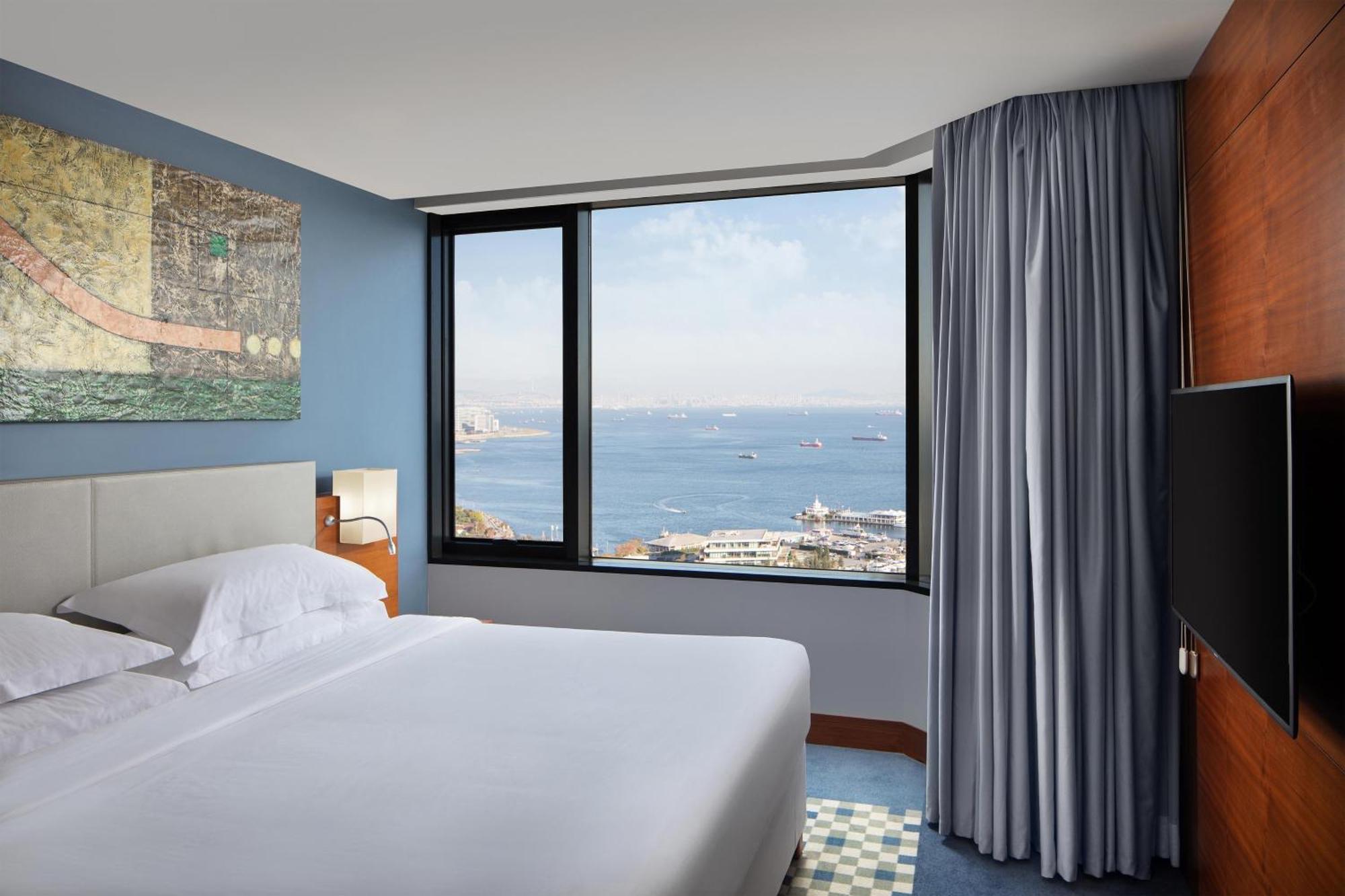 Superior King Room Sea View