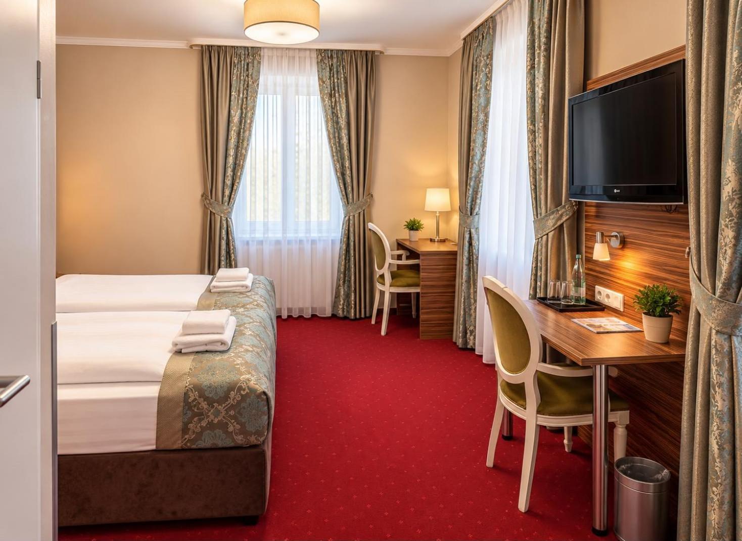 Comfort Double or Twin Room
