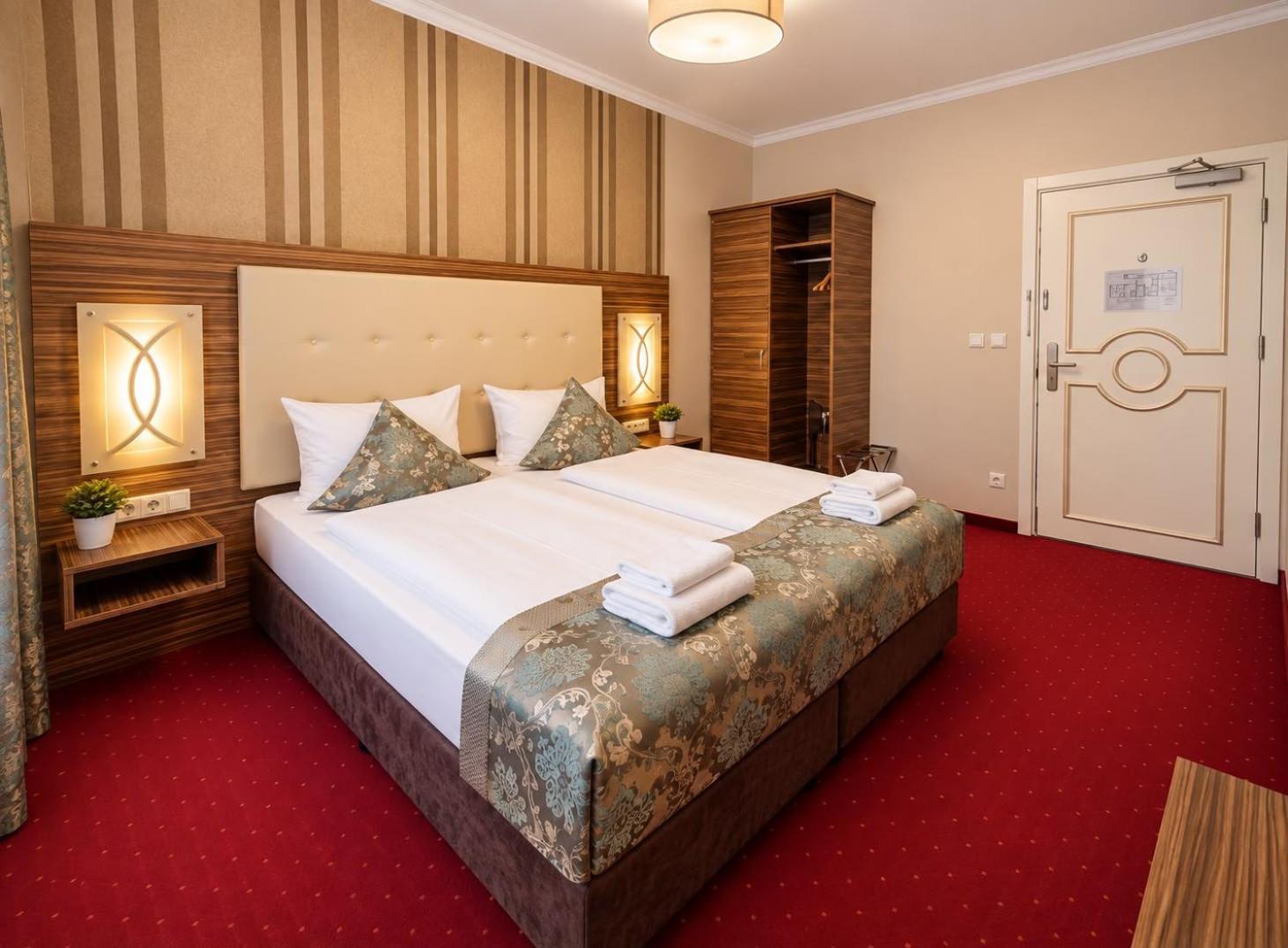 Comfort Double or Twin Room