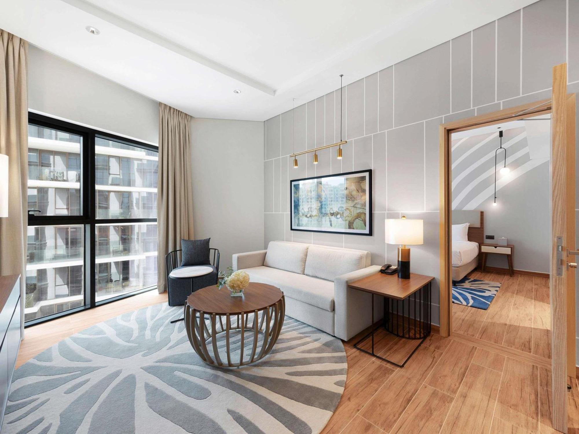 One Bedroom Balcony & Private Beach Access
