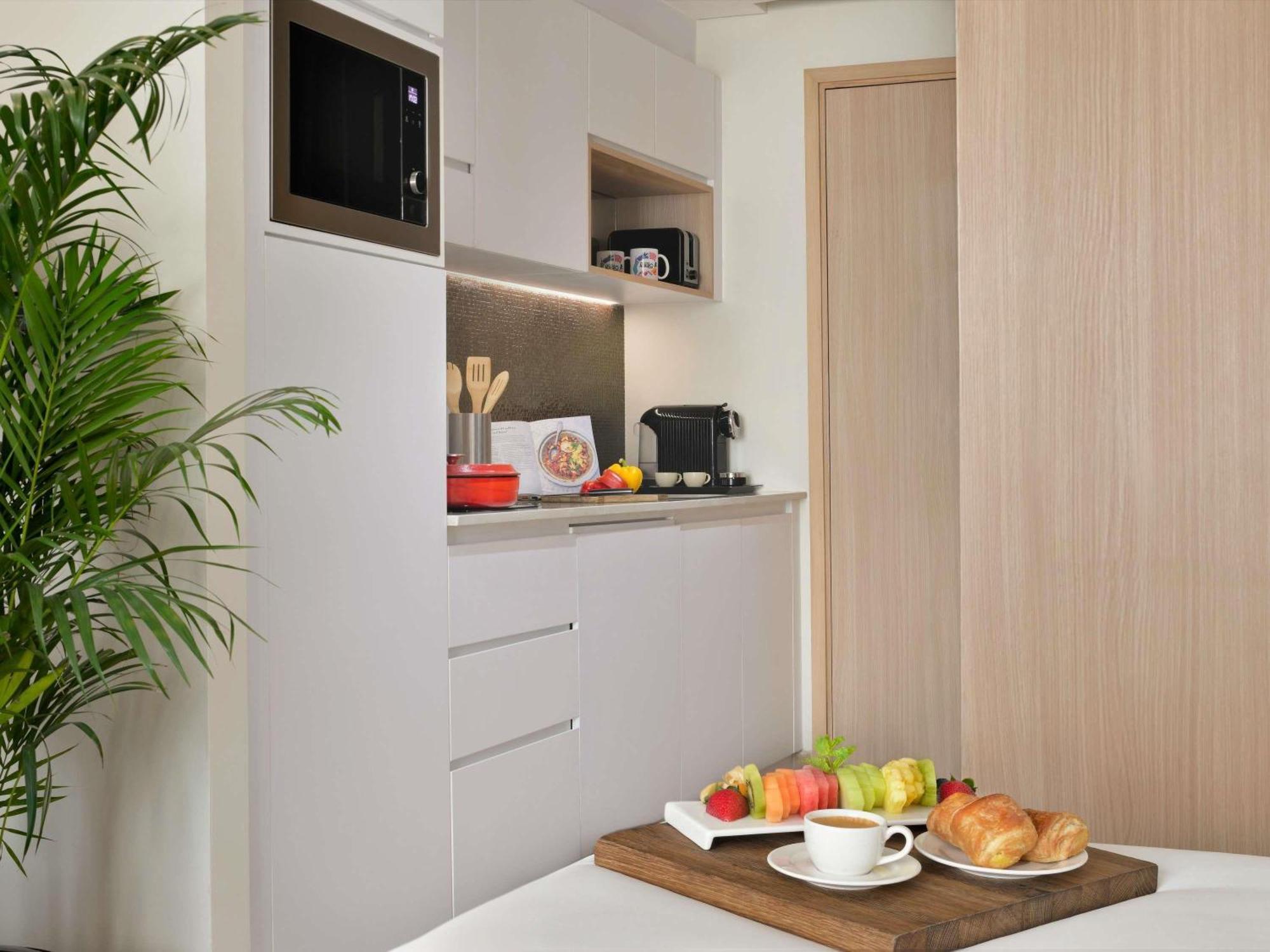 One Bedroom Balcony & Private Beach Access