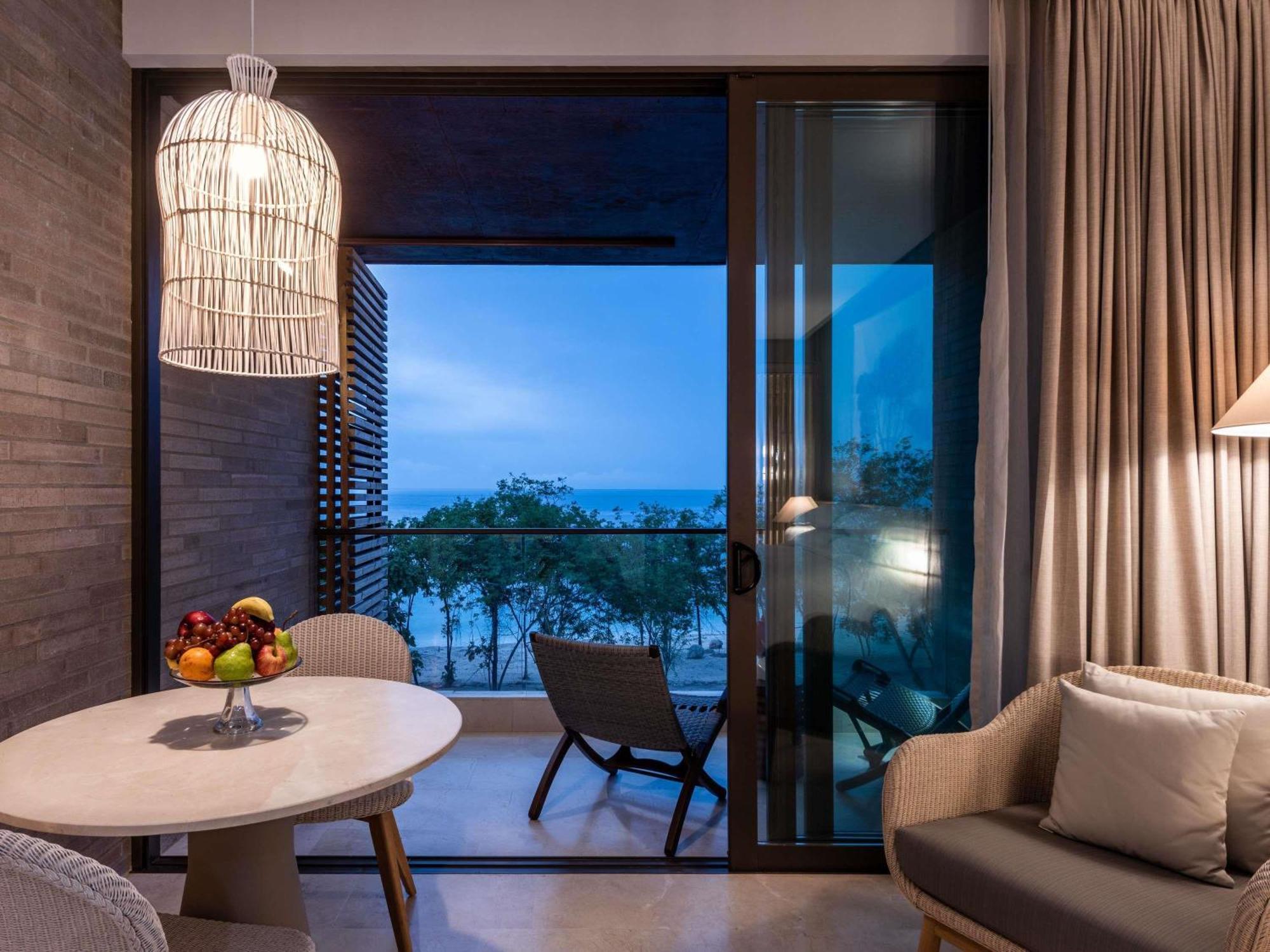 Luxury Spa Twin Room Tropical Garden View
