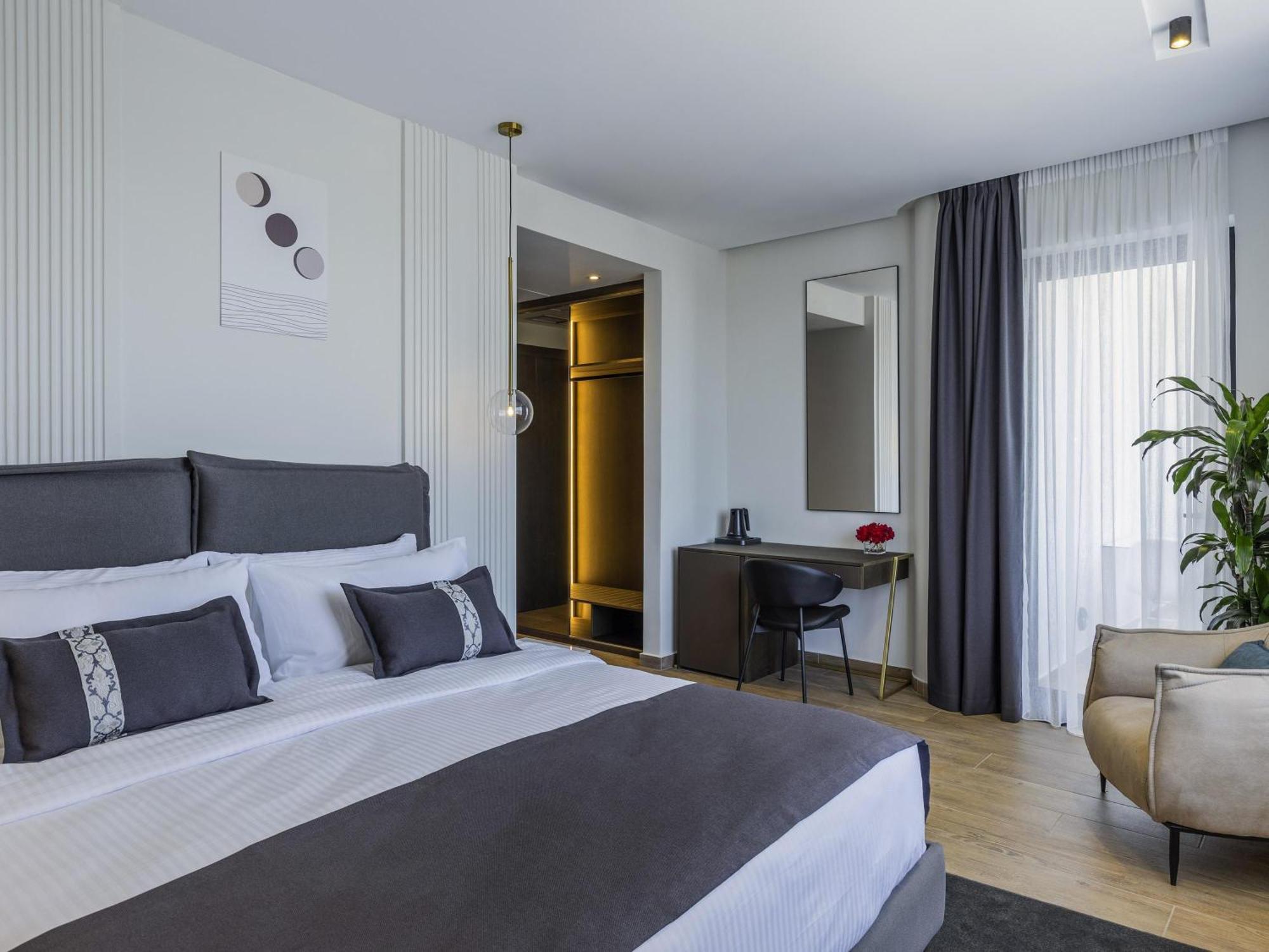 Standard Room Forest View