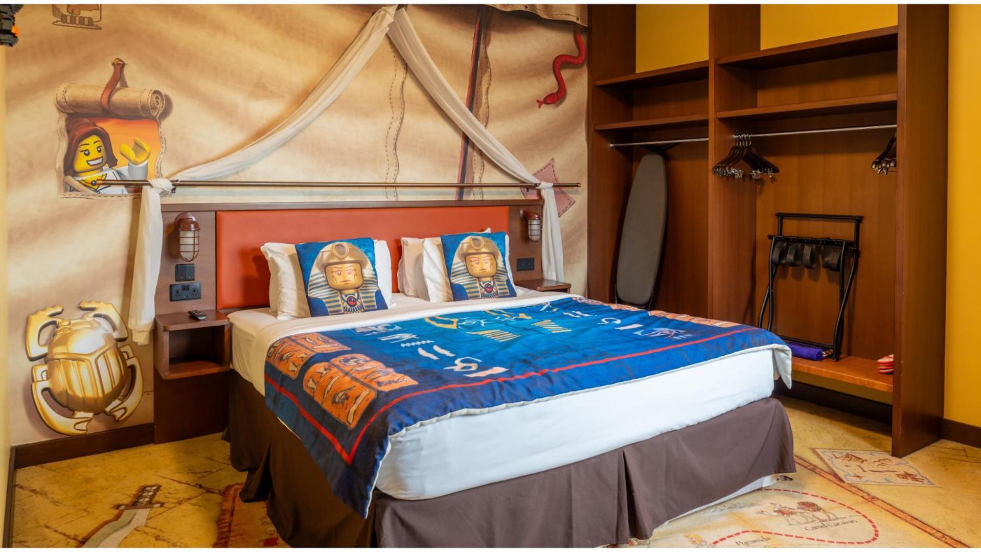 ADVENTURE Fully Themed Family Suite Complimentary Park Access Creative Workshops Room Treasure Hunt Kids Activities