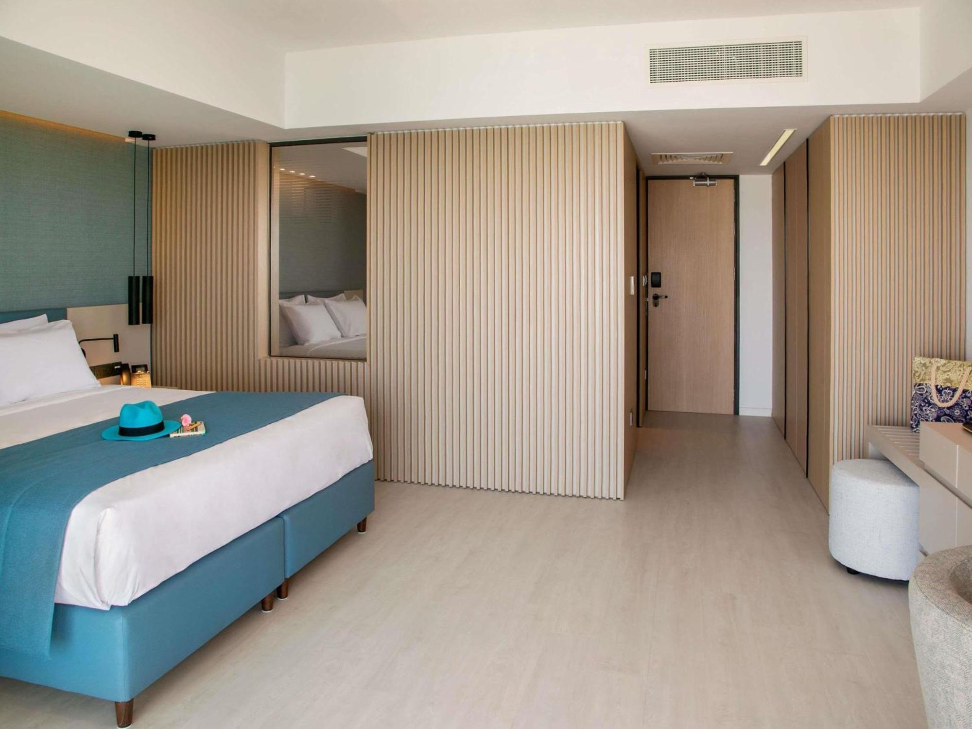 Superior Double Room Balcony Sea View