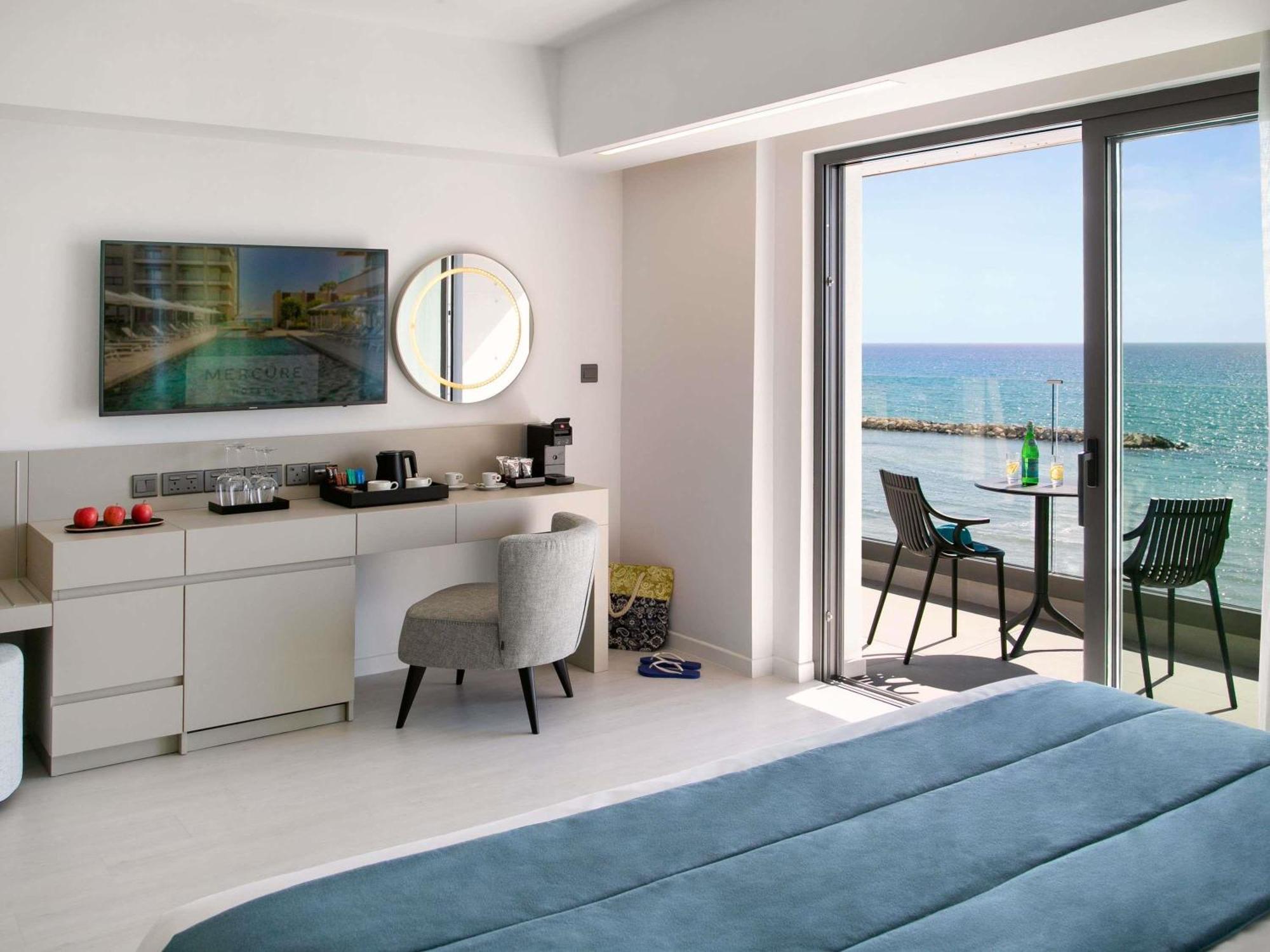 Superior Double Room Balcony Sea View