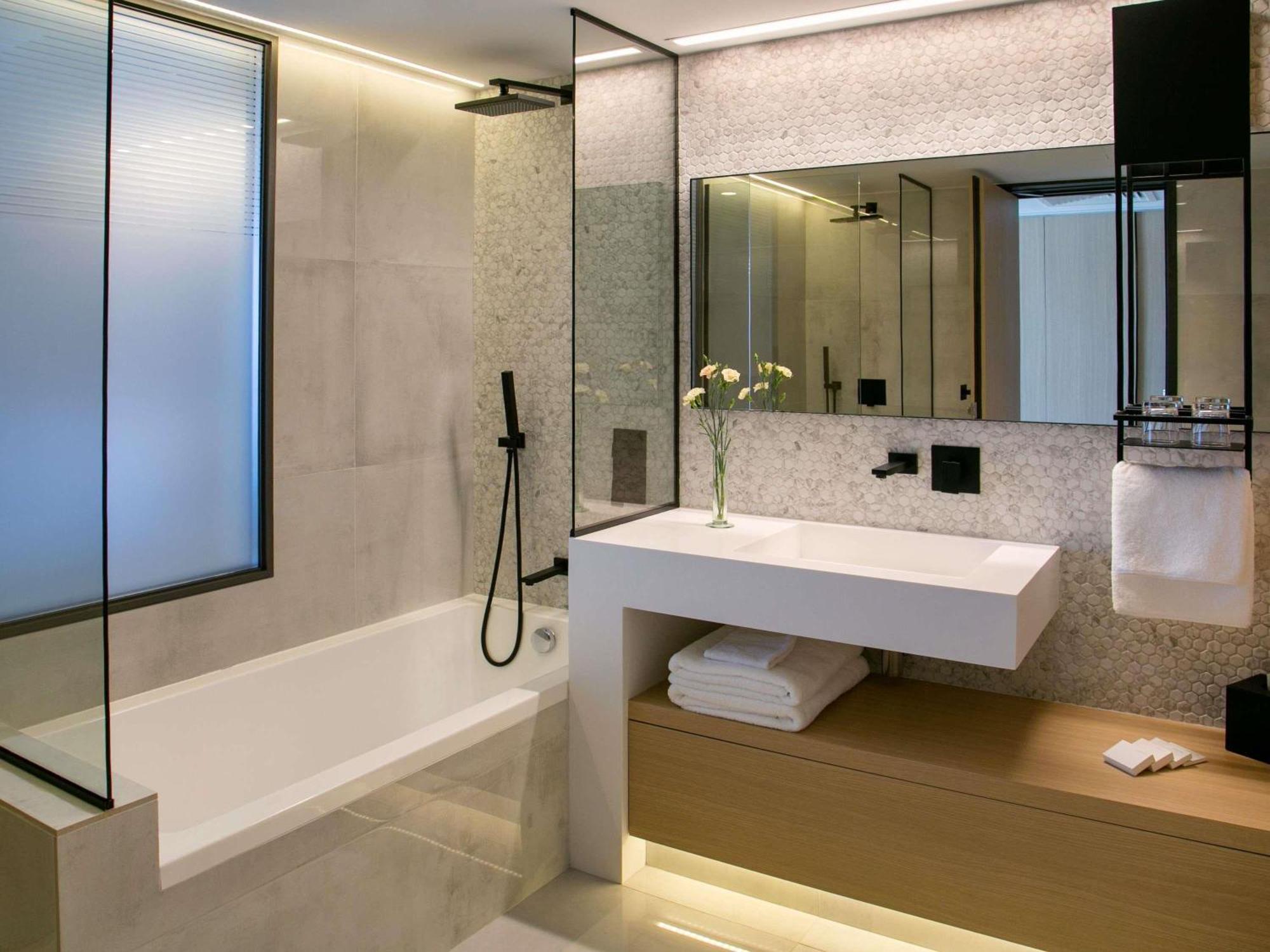 Superior Double Room Balcony Sea View