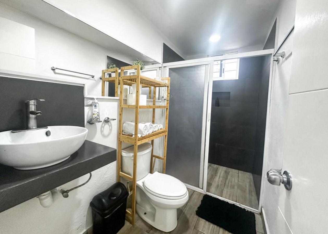 Deluxe King Studio
