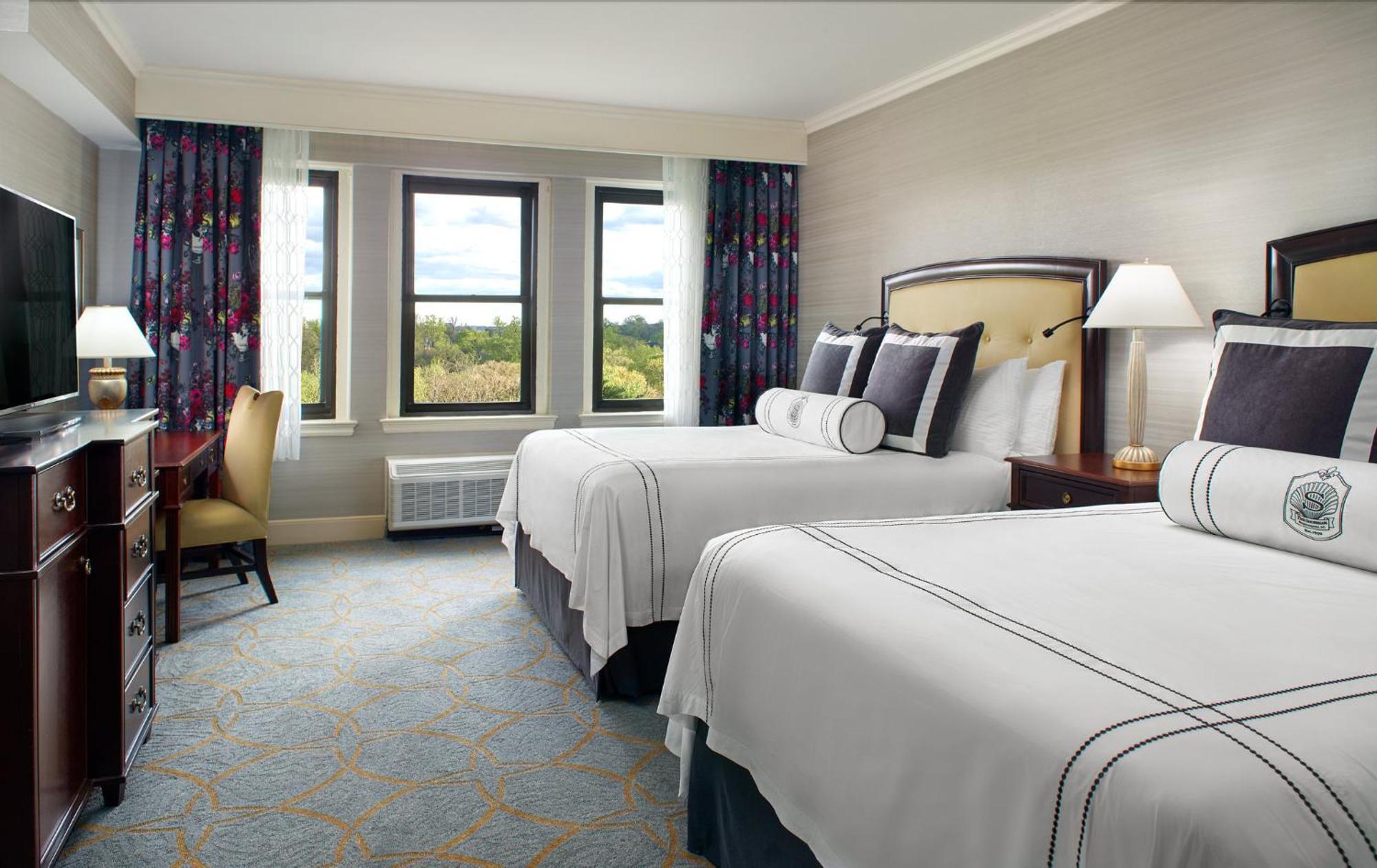 Deluxe Room 2 Queen Beds