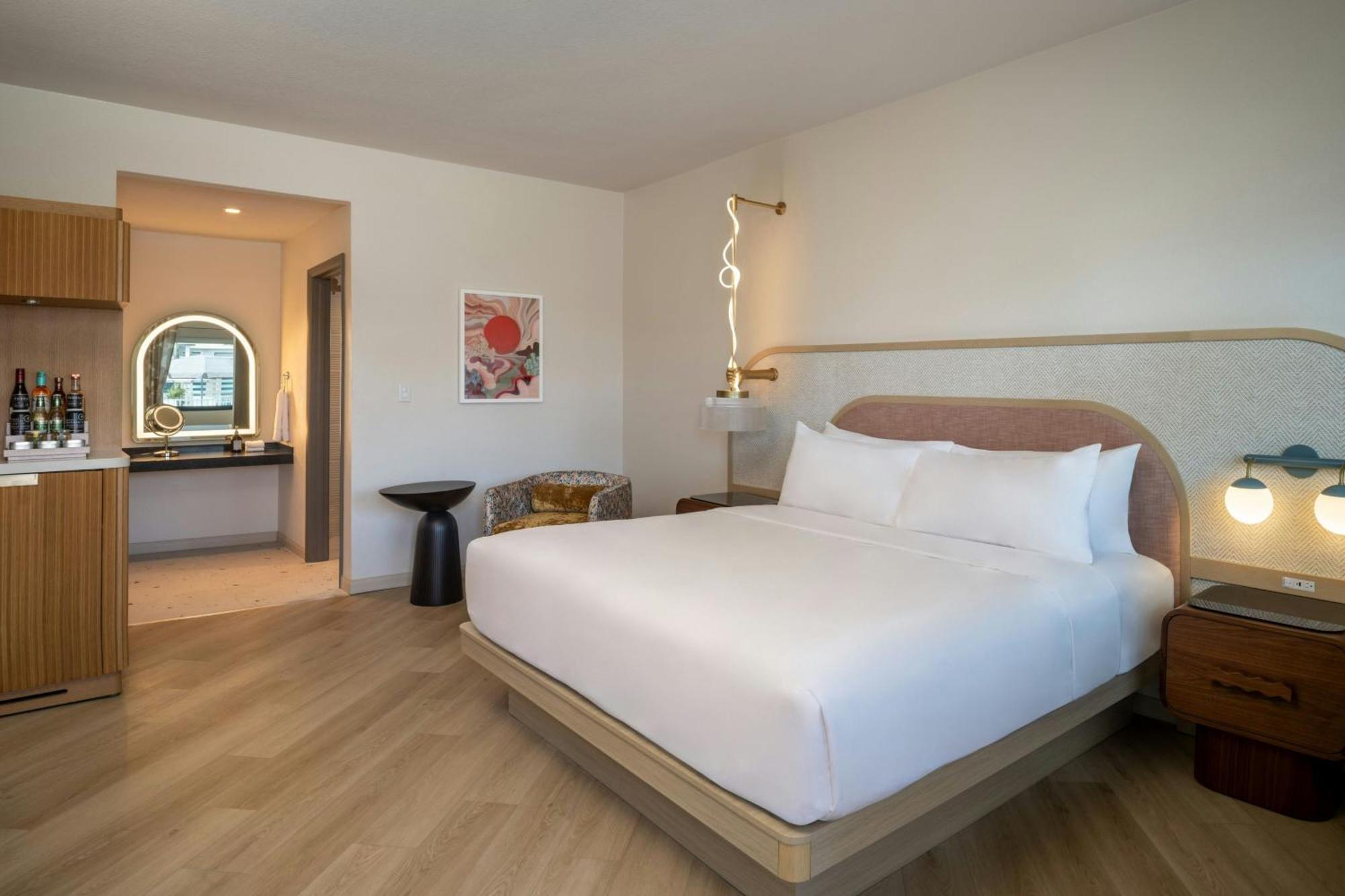 King Room Courtyard View